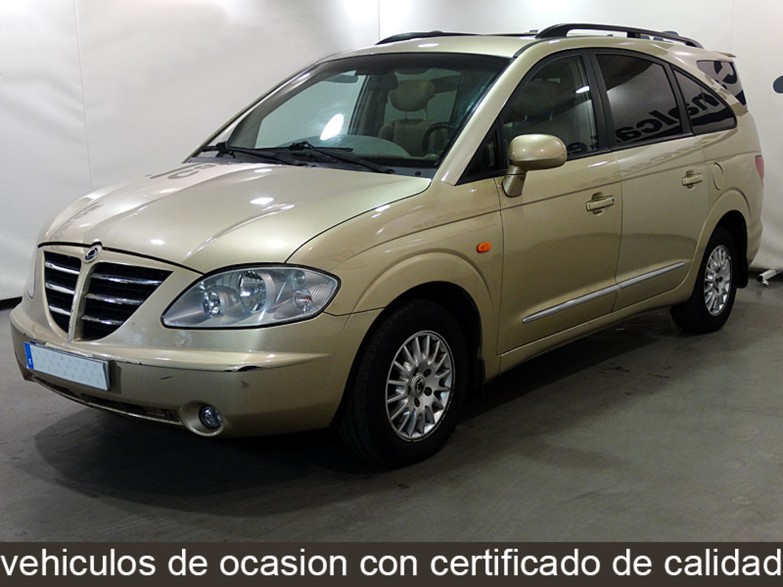 Foto Ssangyong Rodius 1