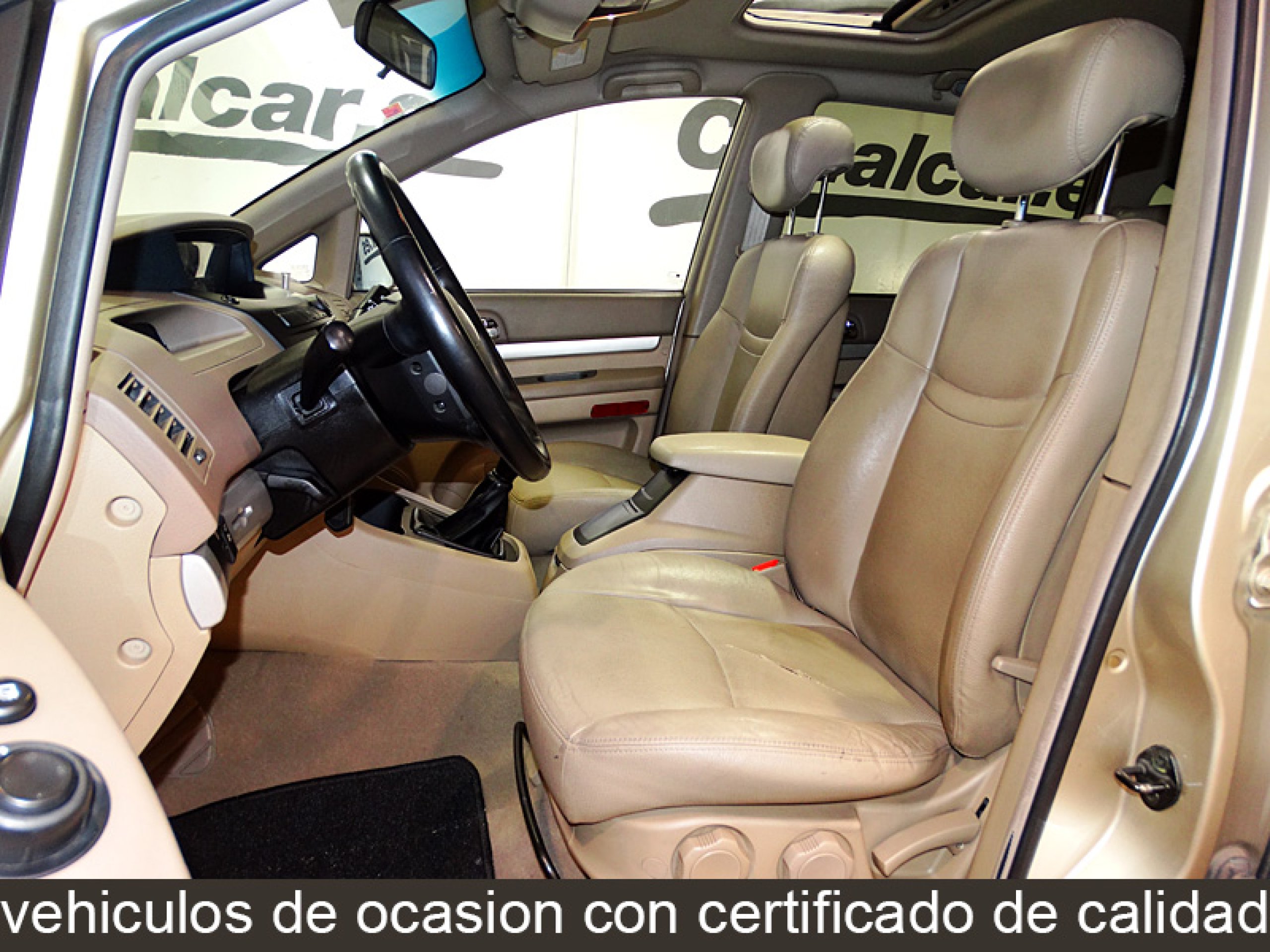 Foto Ssangyong Rodius 8