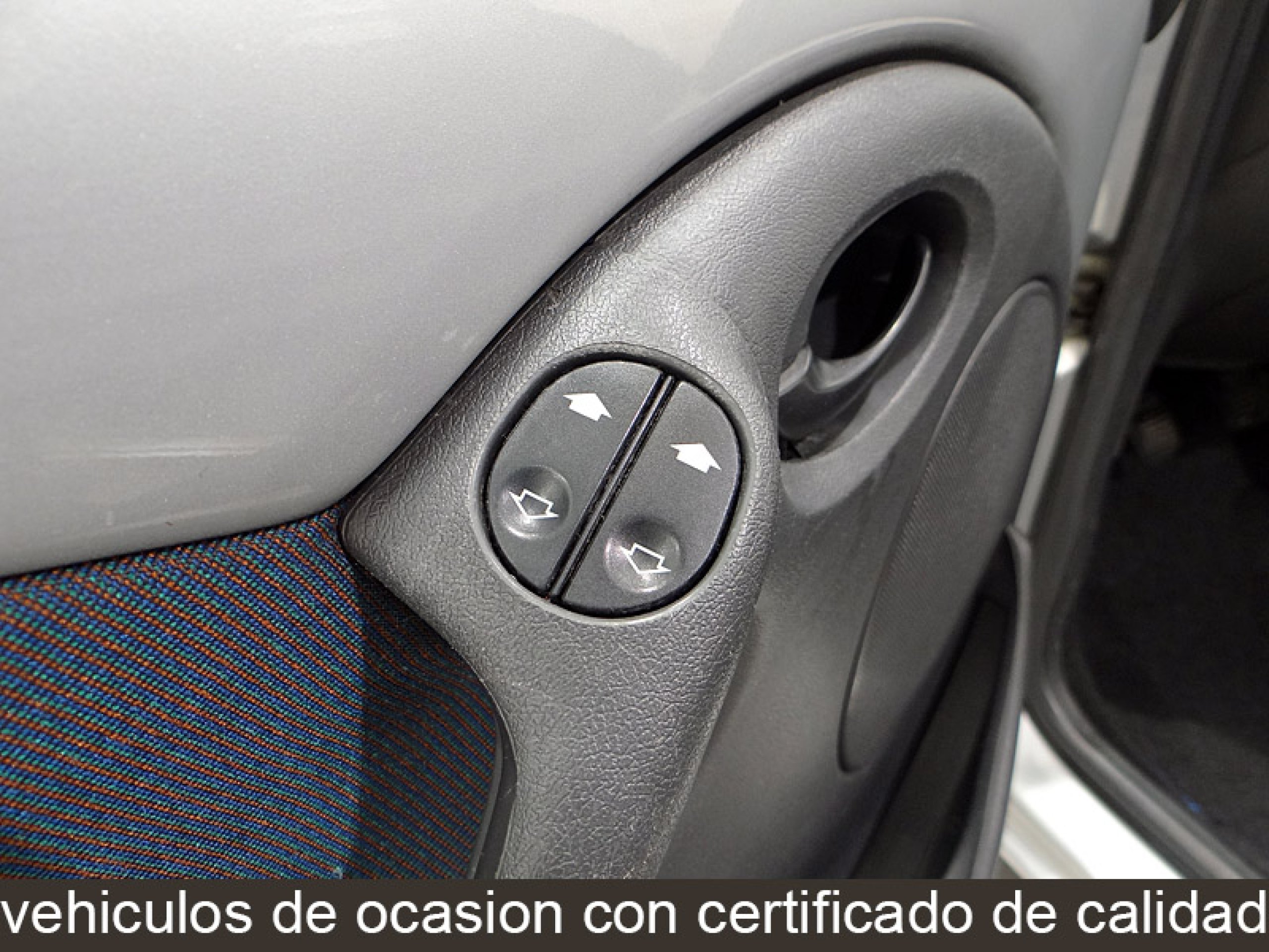 Foto Ford Ka 27 Foto Ford Ka 27