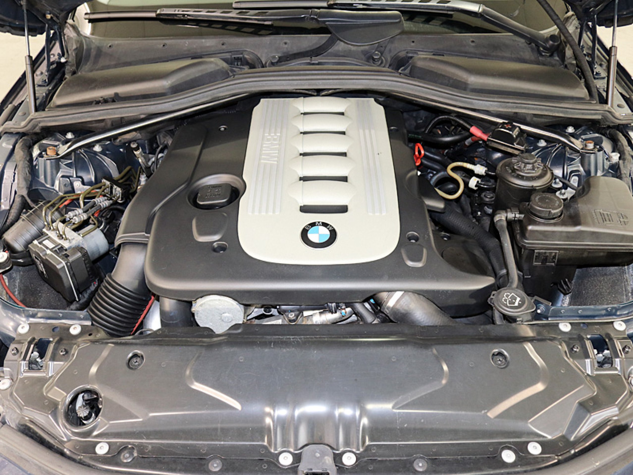 Foto Bmw 530 8