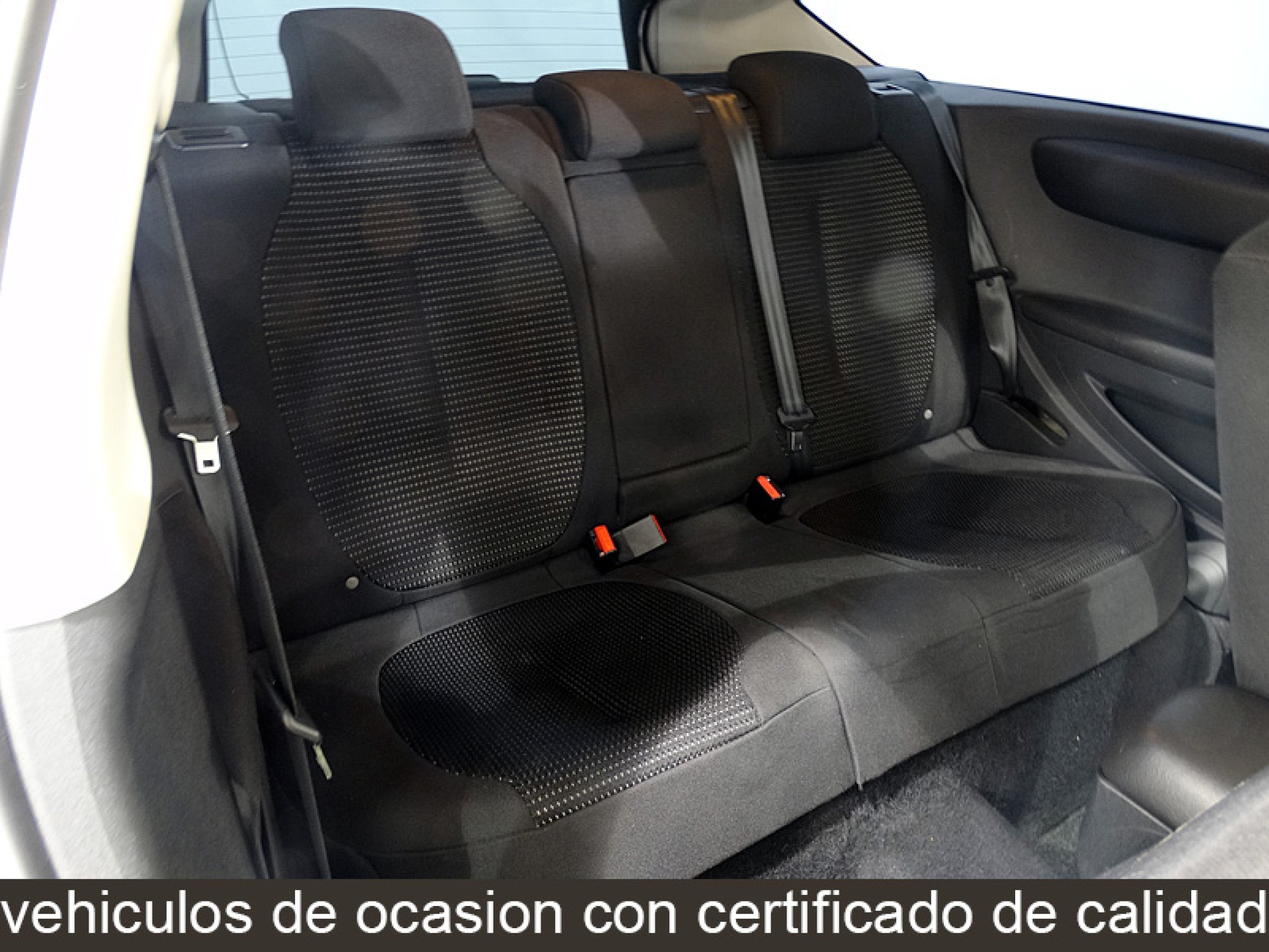 Foto Citroen C4 28