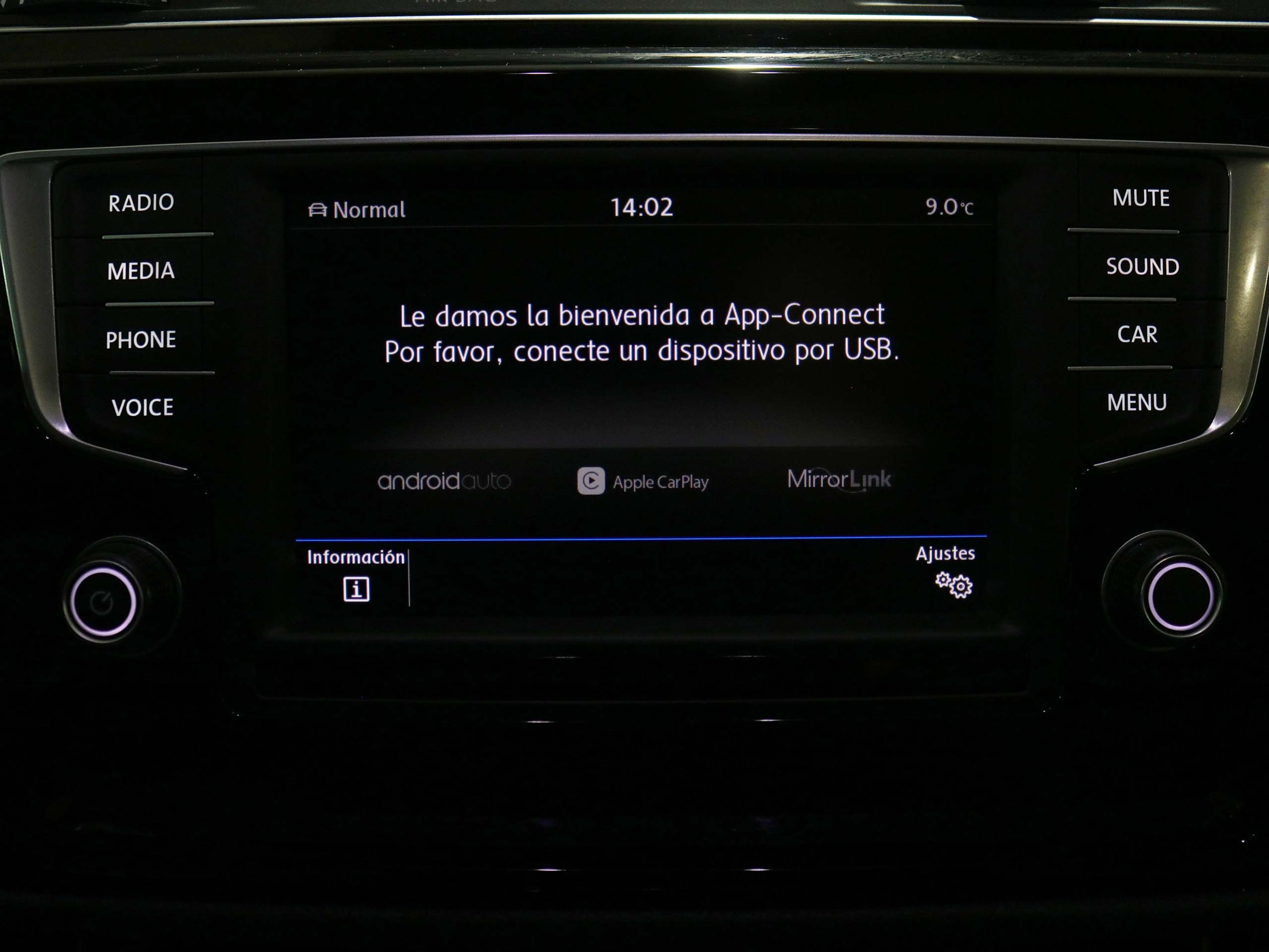 Foto Volkswagen Touran 28
