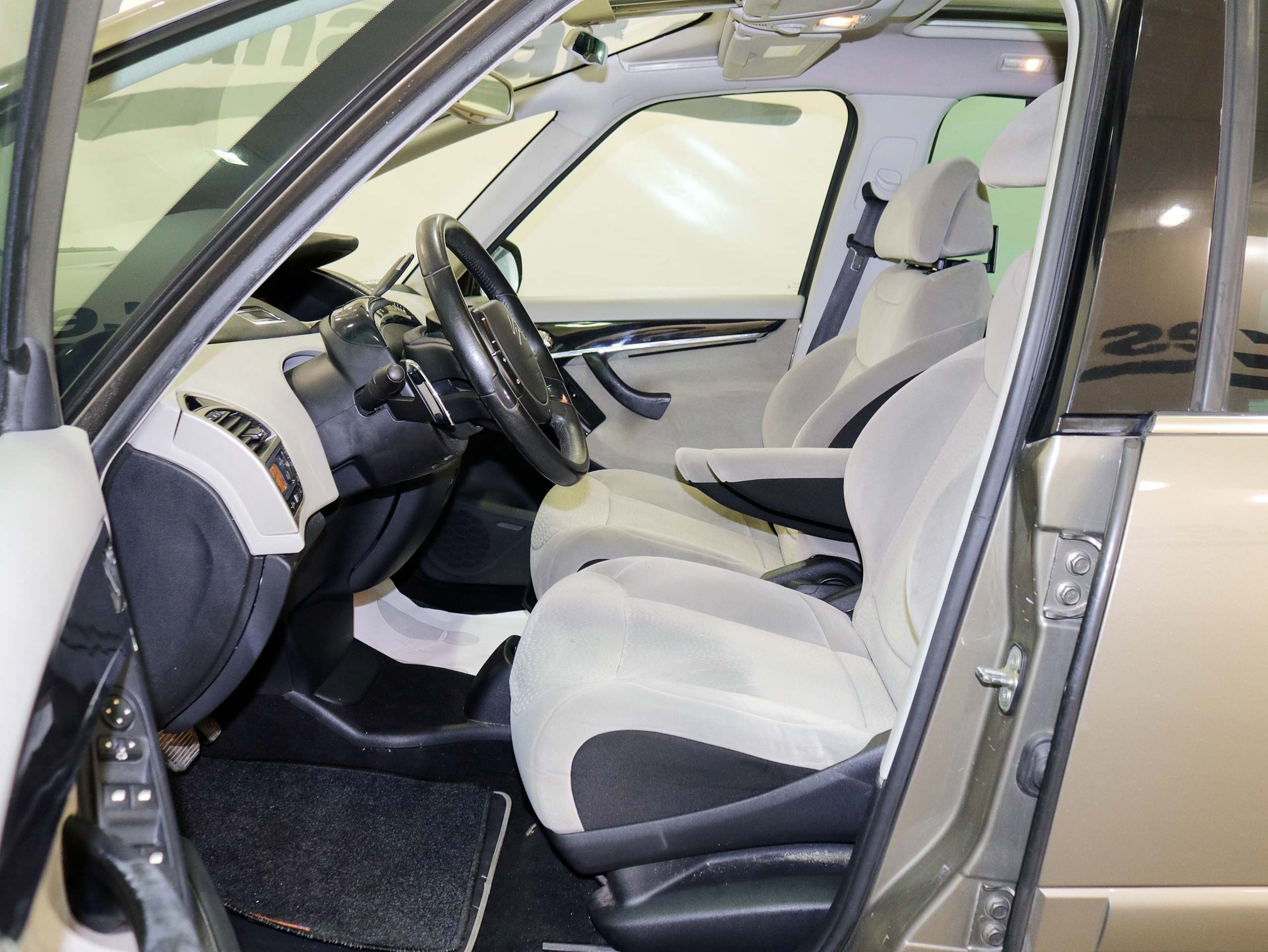 Foto Citroen C4 Grand Picasso 10