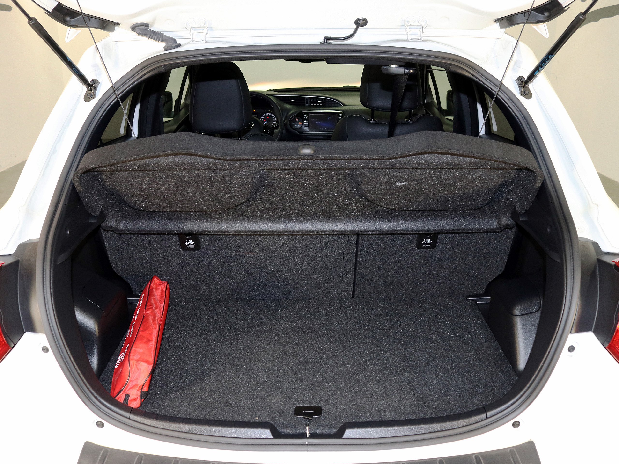 Foto Toyota Yaris 9