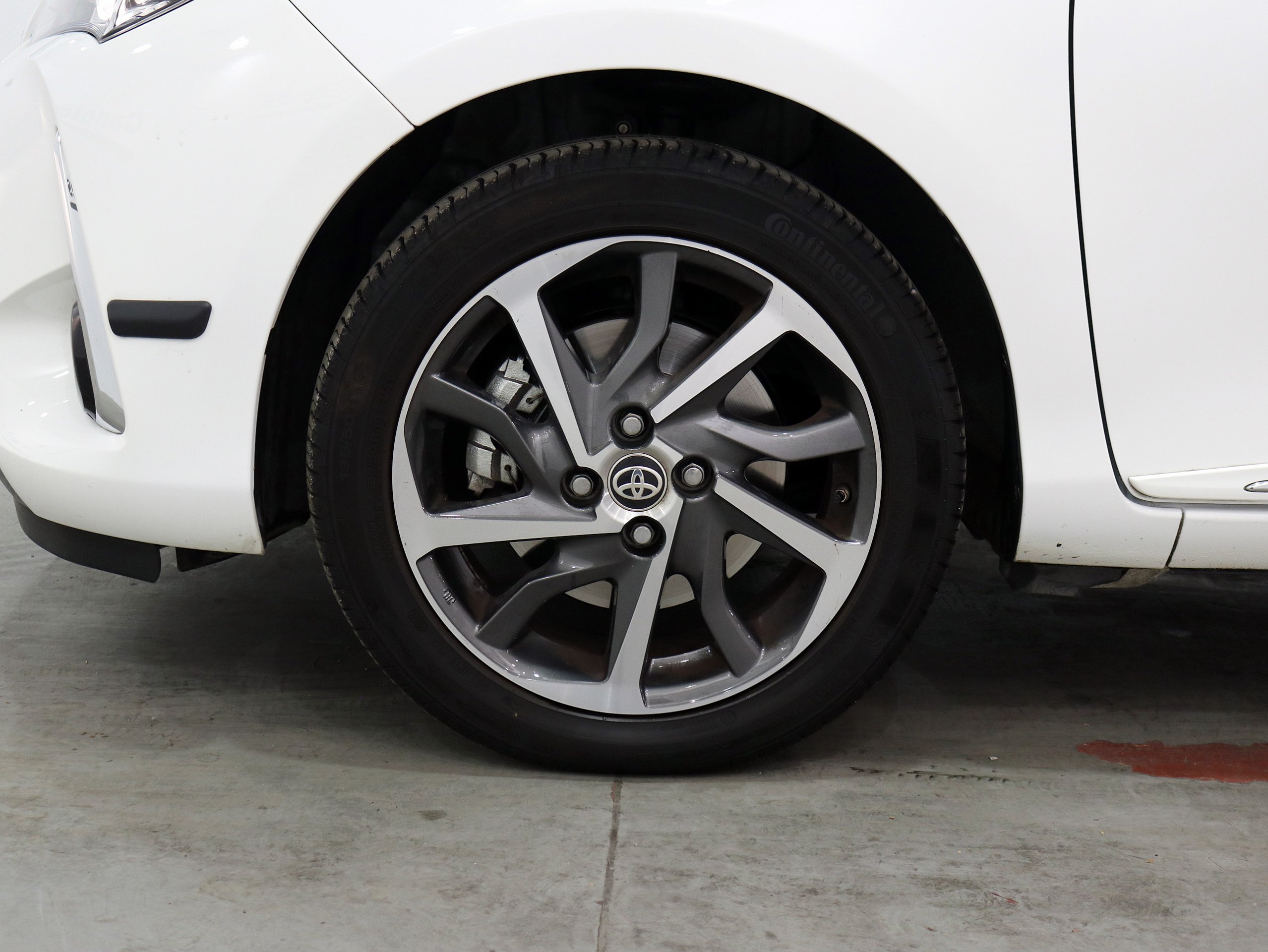 Foto Toyota Yaris 33