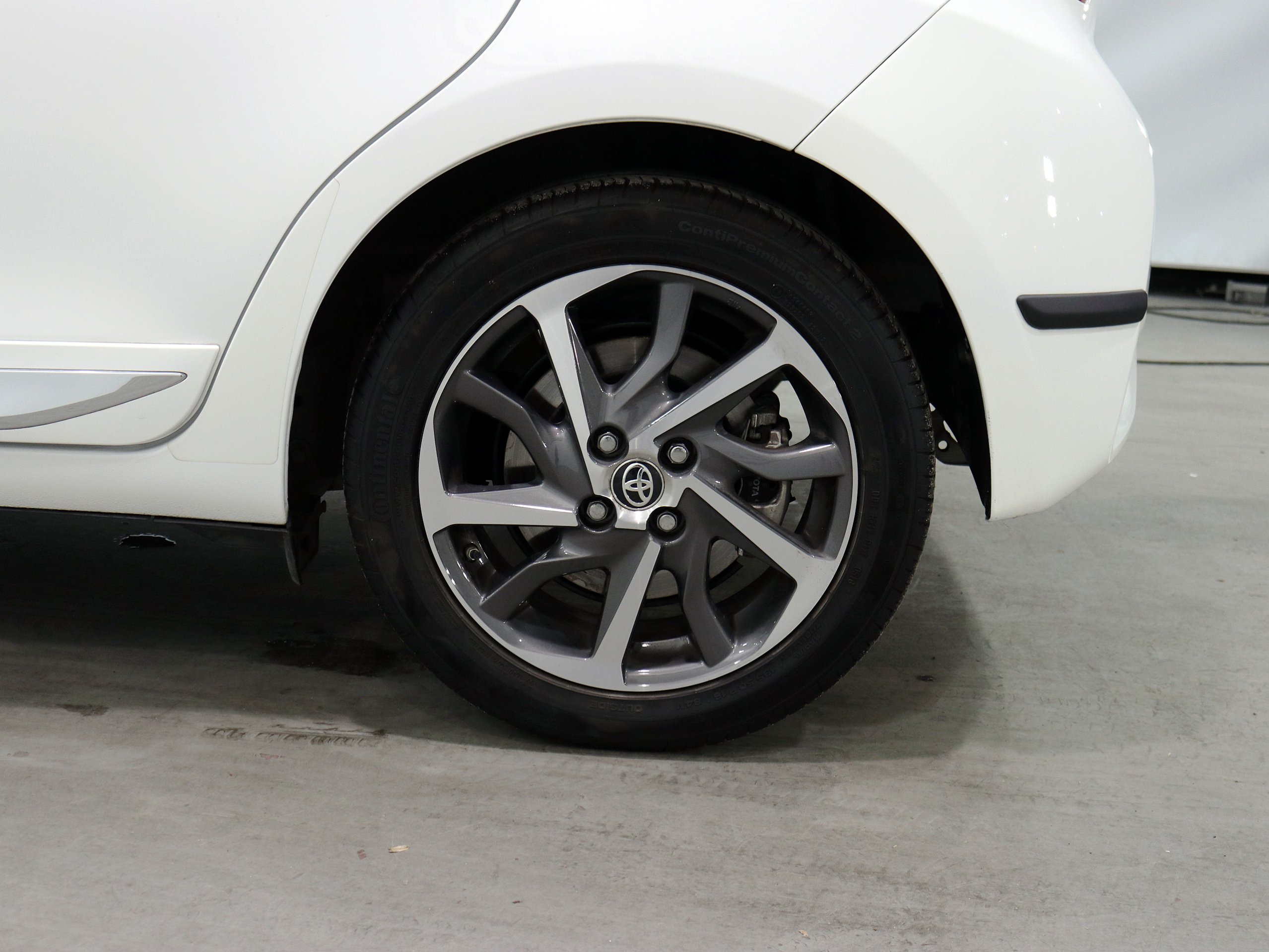 Foto Toyota Yaris 34