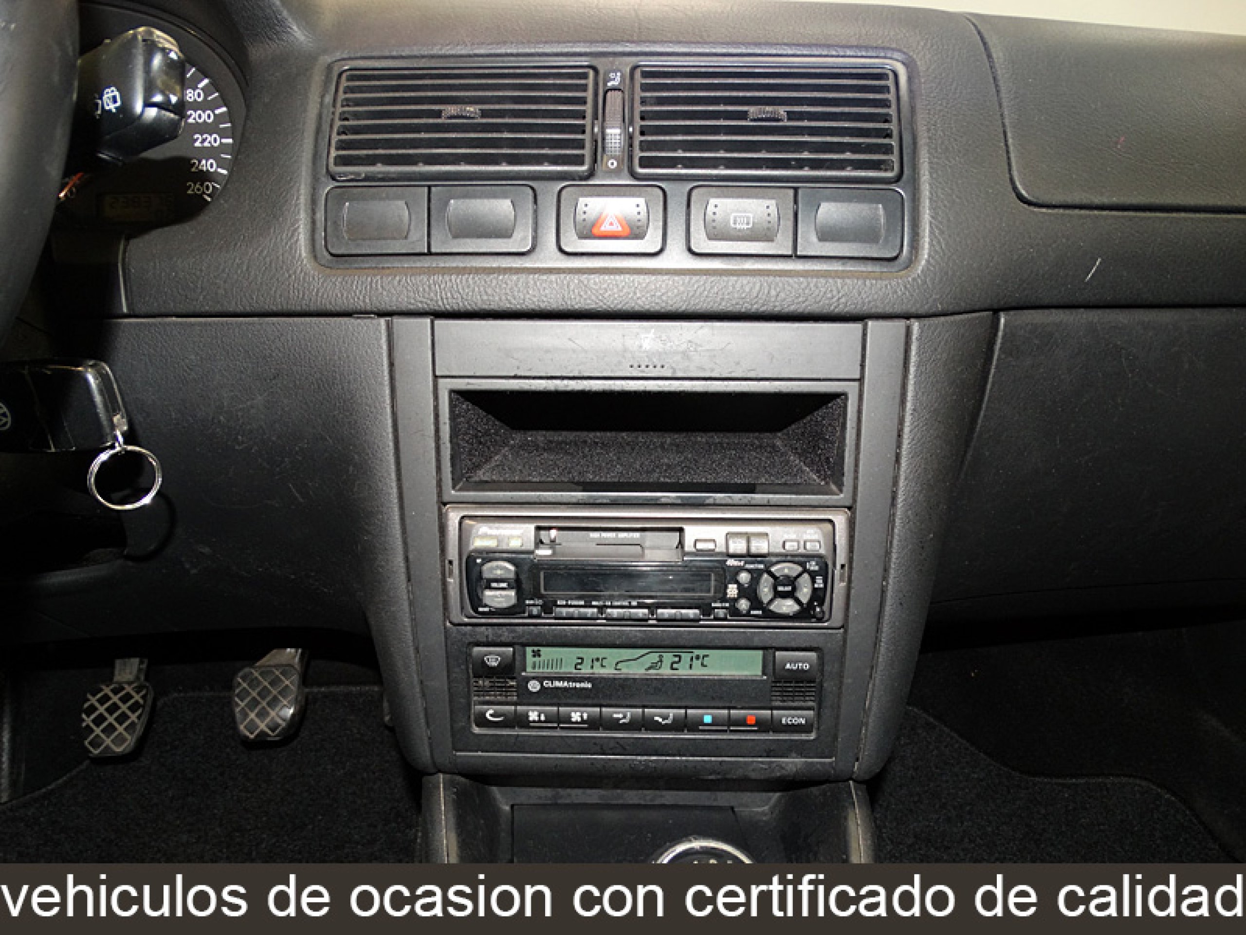 Foto Volkswagen Golf 17