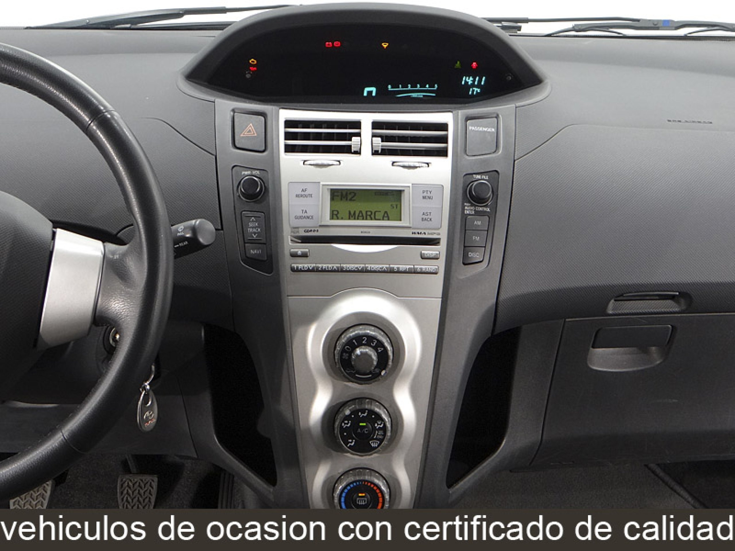 Foto Toyota Yaris 32