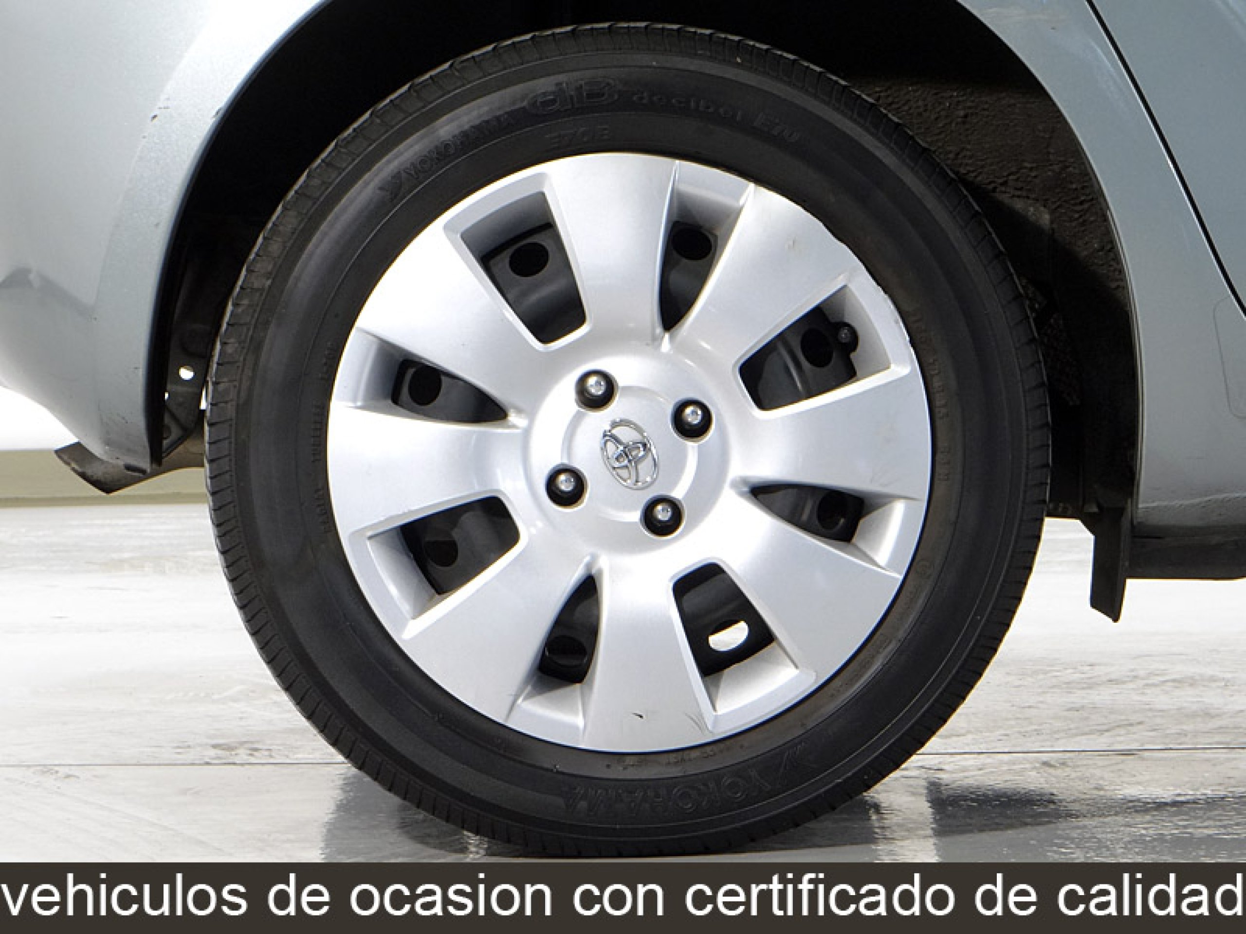 Foto Toyota Yaris 41
