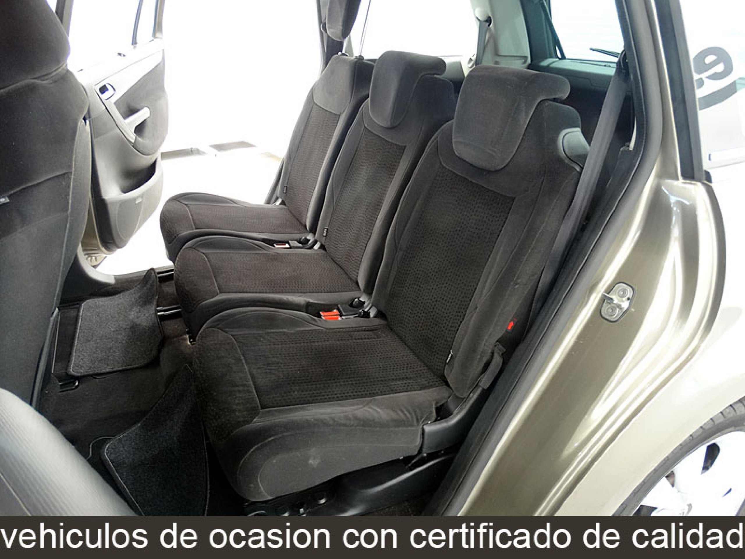 Foto Citroen Grand C4 Picasso 18 Foto Citroen Grand C4 Picasso 18