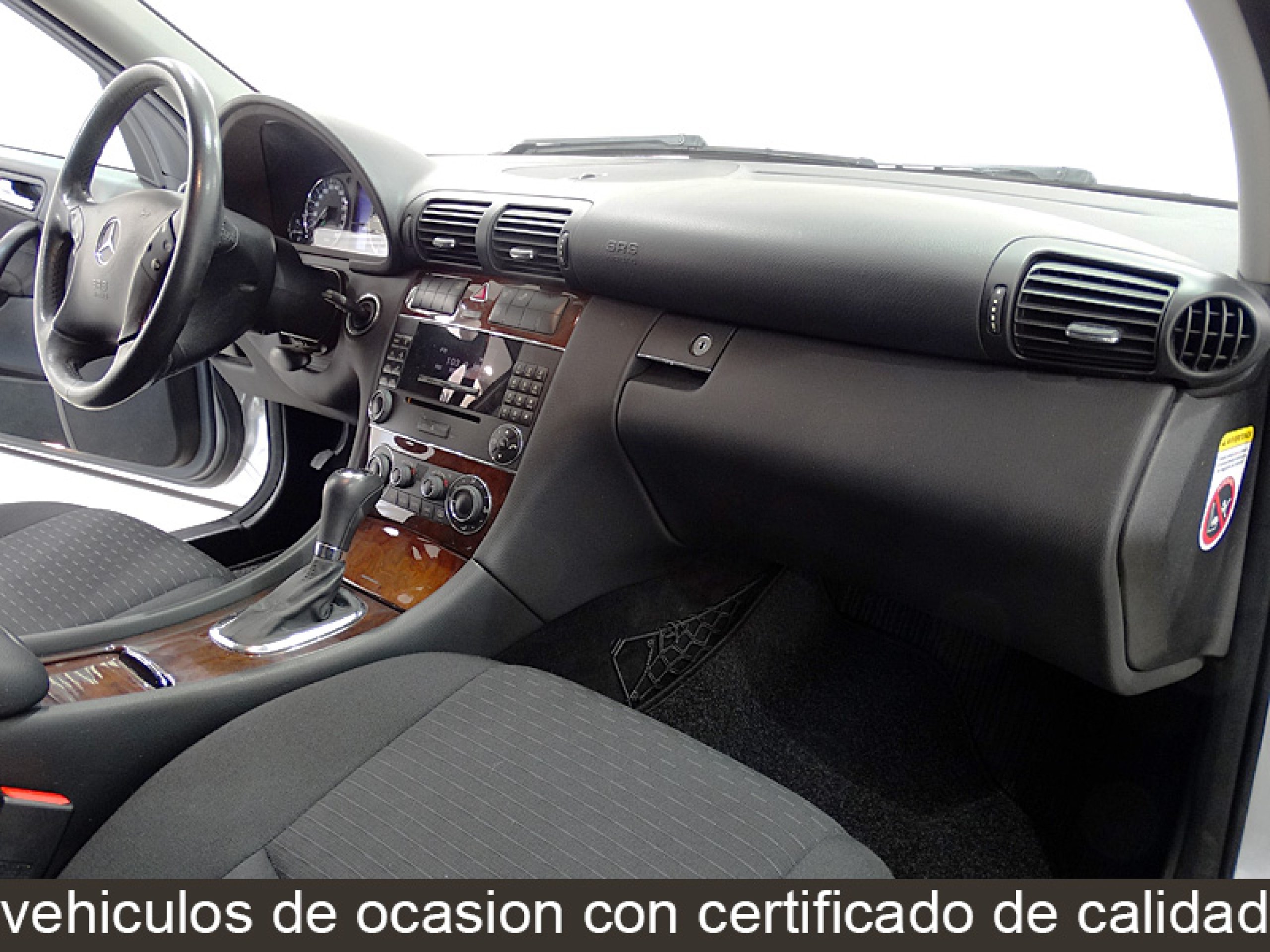 Foto Mercedes-Benz C 220 27