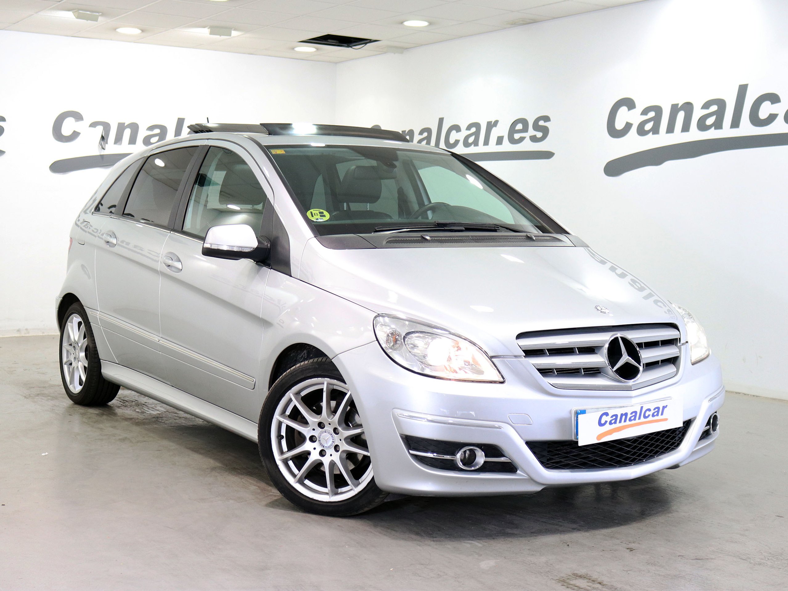 Foto Mercedes-Benz B 180 4
