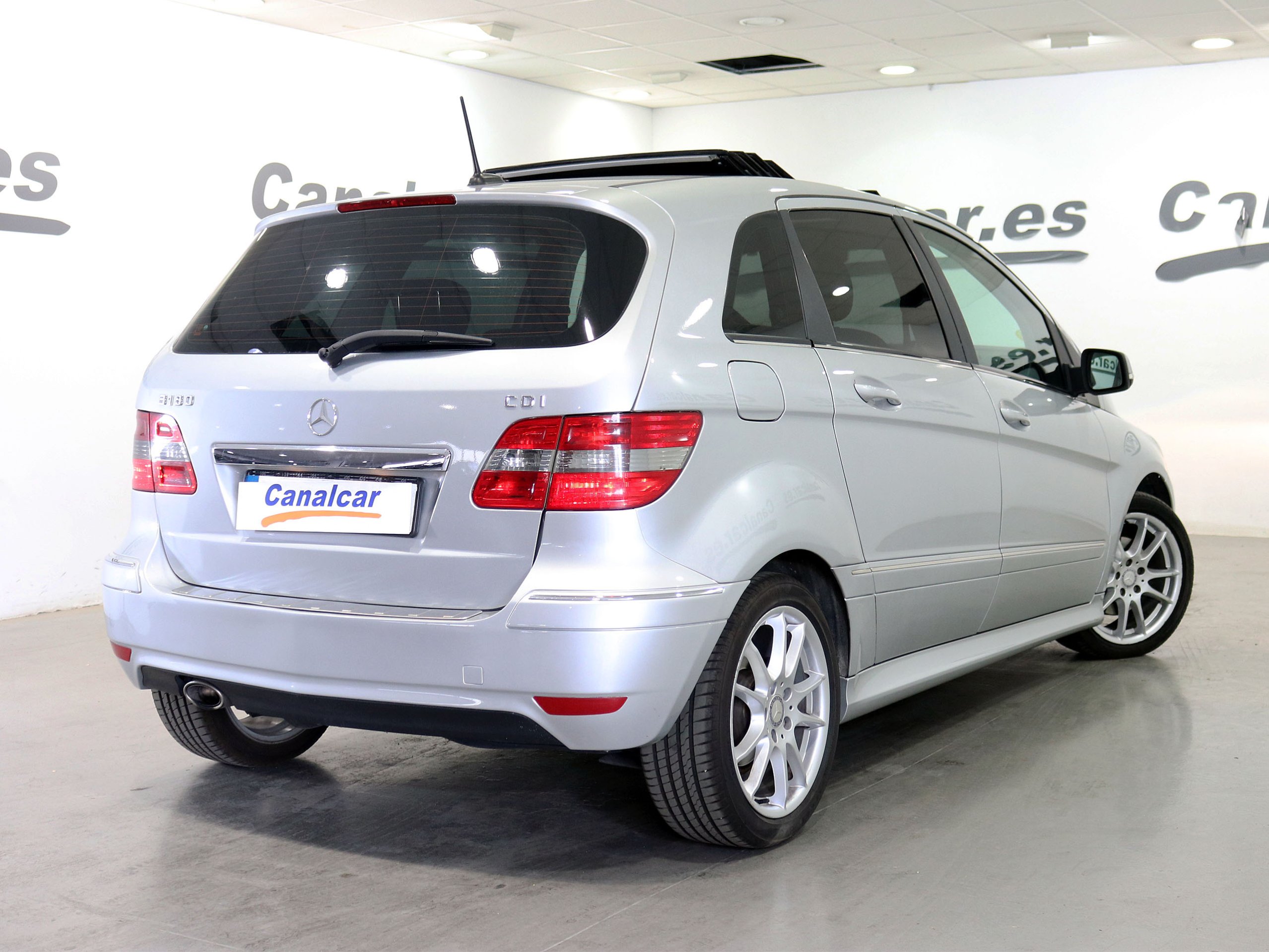 Foto Mercedes-Benz B 180 5