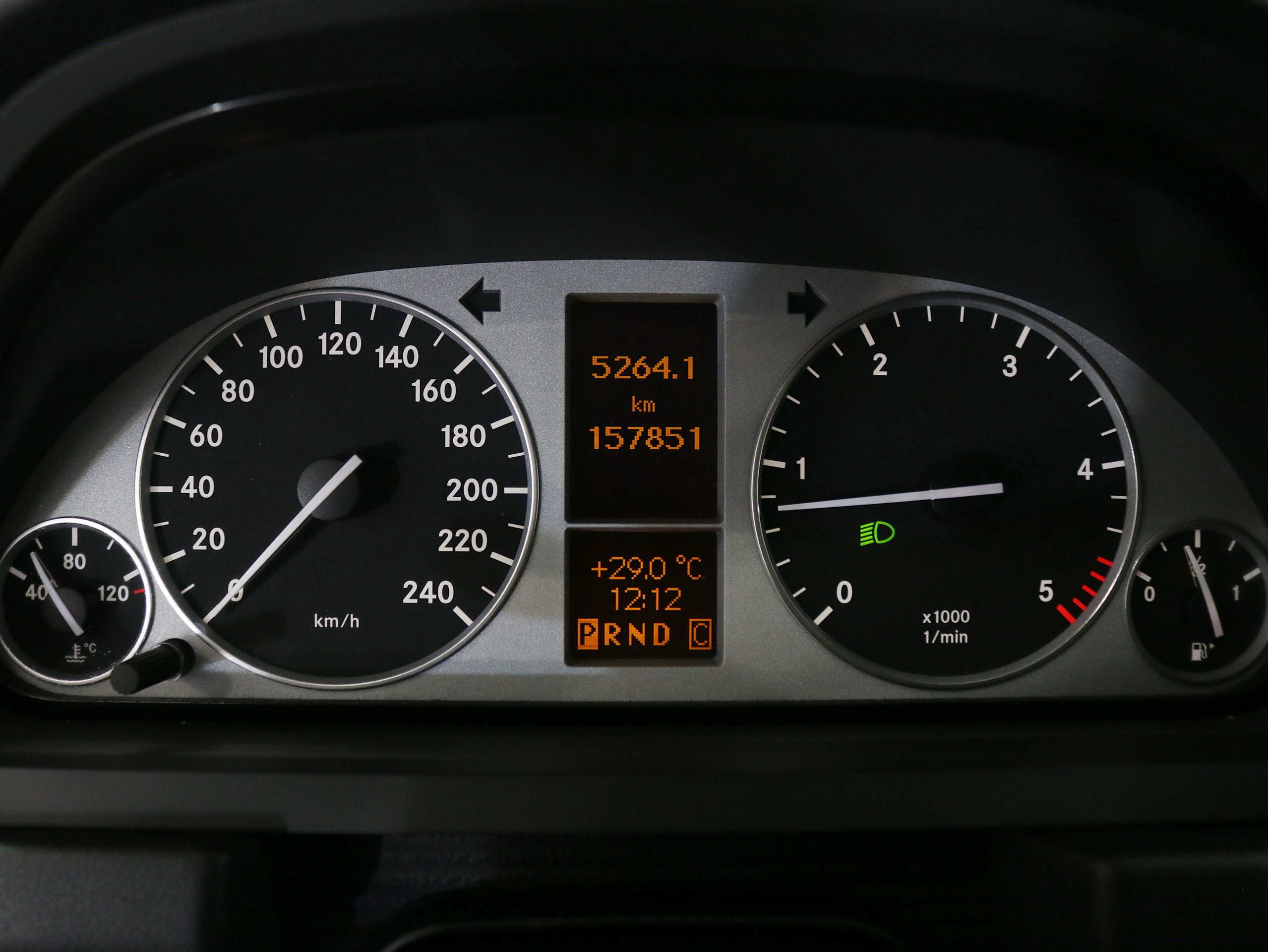 Foto Mercedes-Benz B 180 13