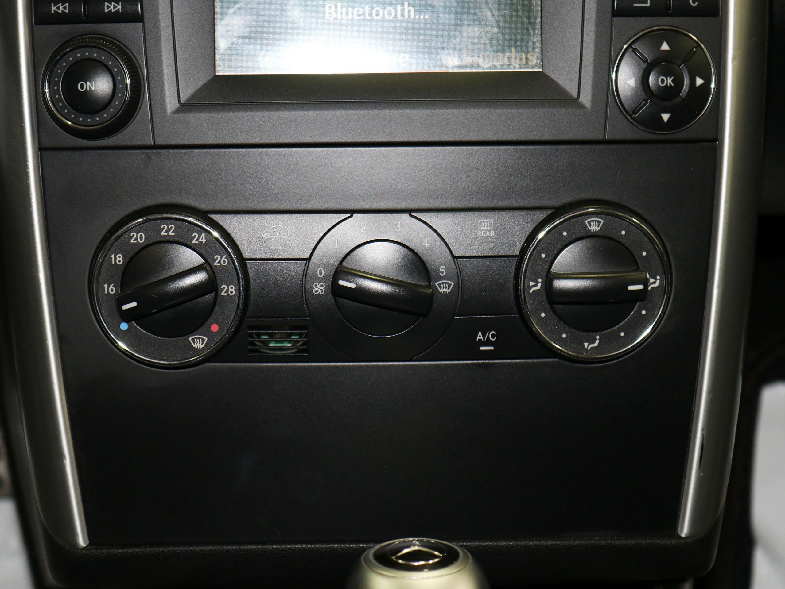 Foto Mercedes-Benz B 180 18
