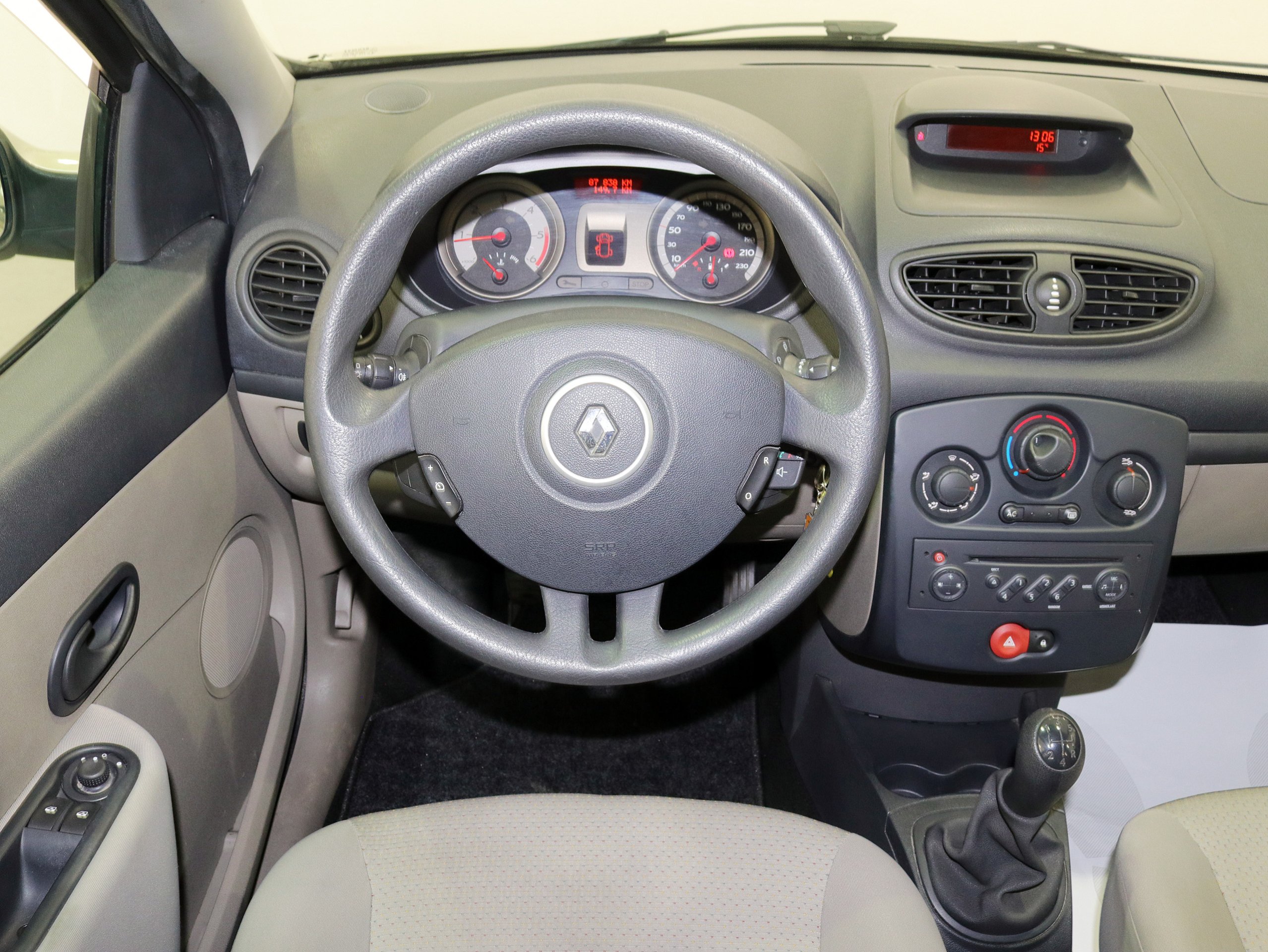 Foto Renault Clio 19