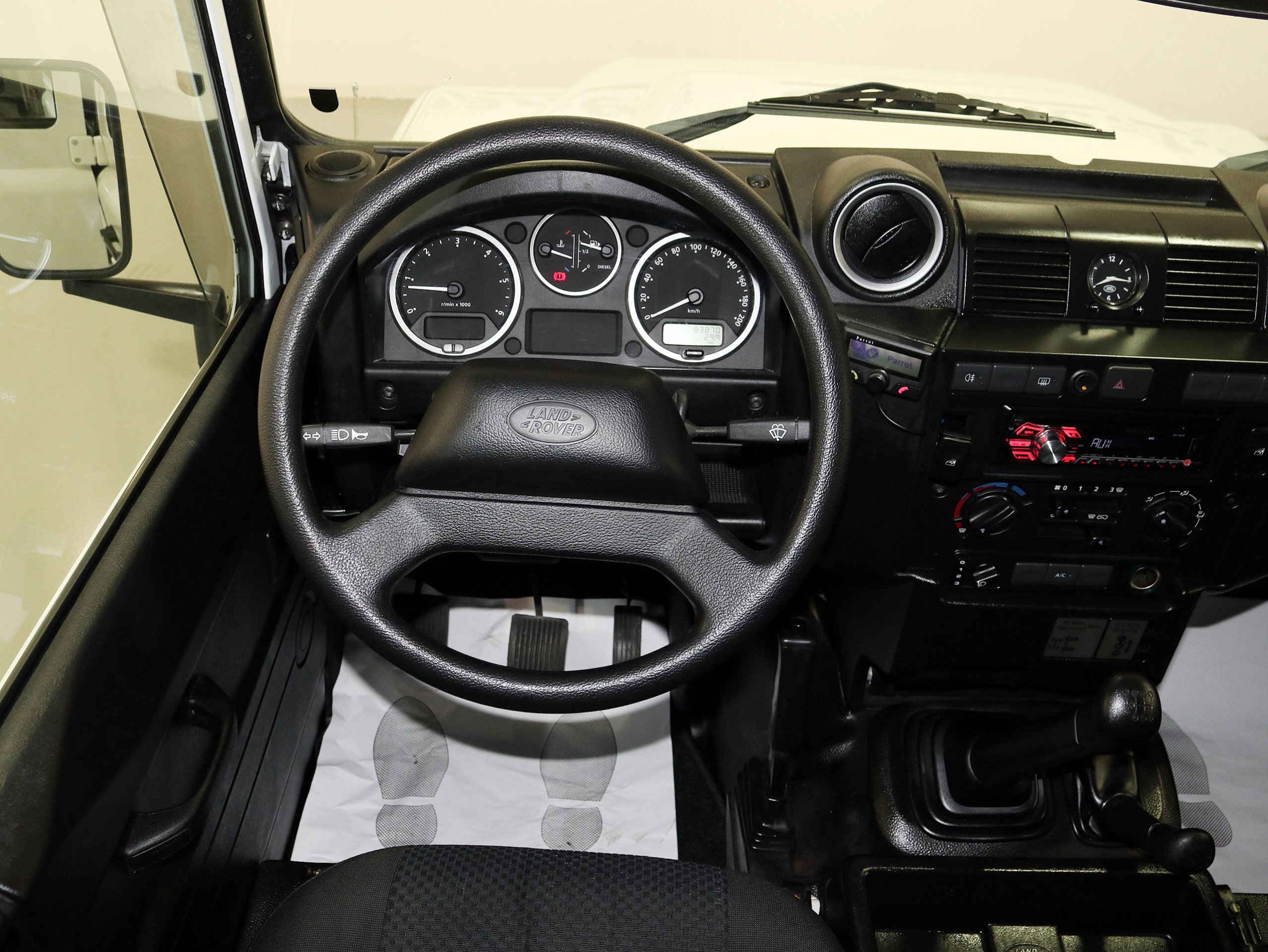 Foto Land Rover Defender 16