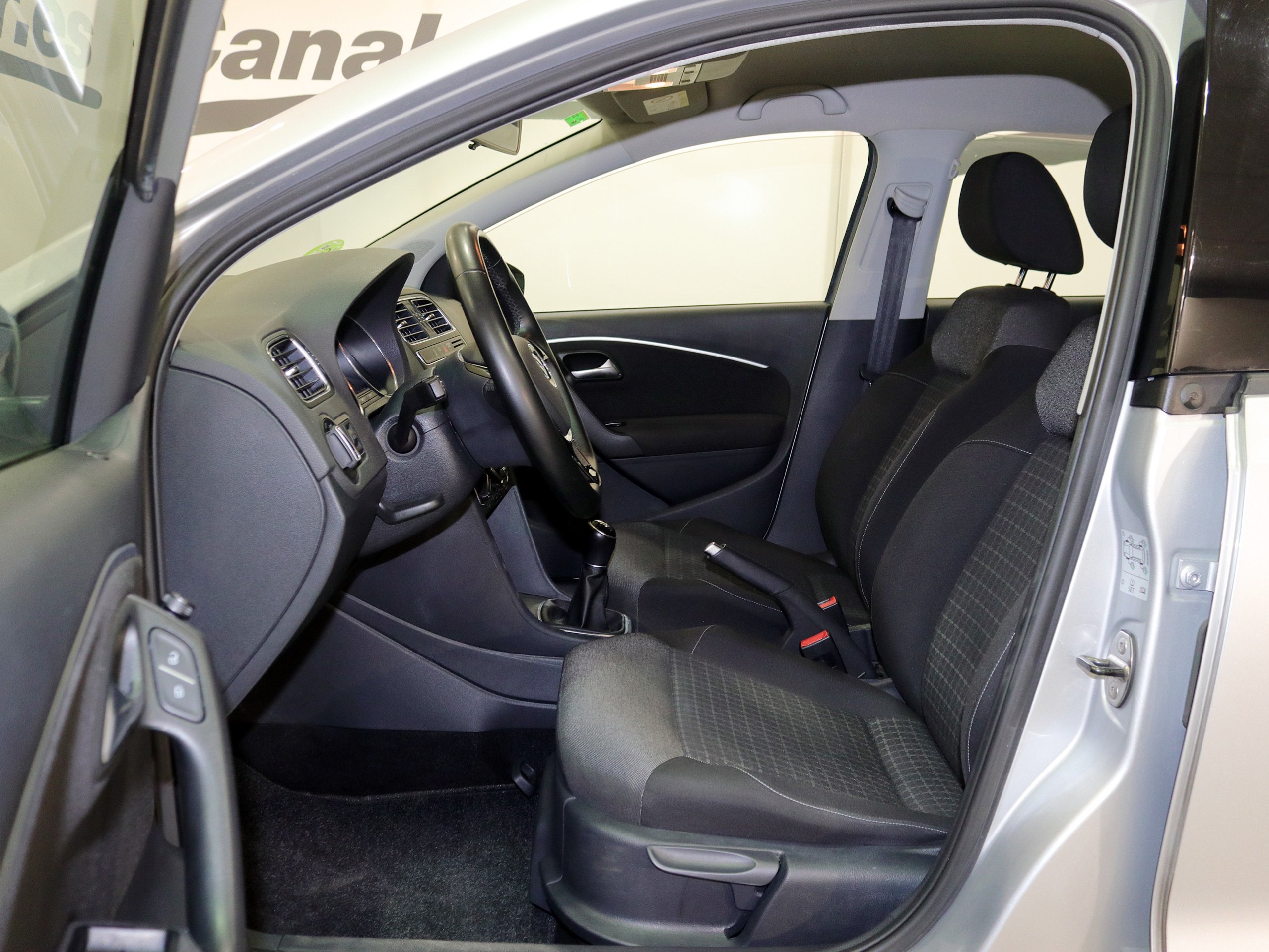 Foto Volkswagen Polo 16