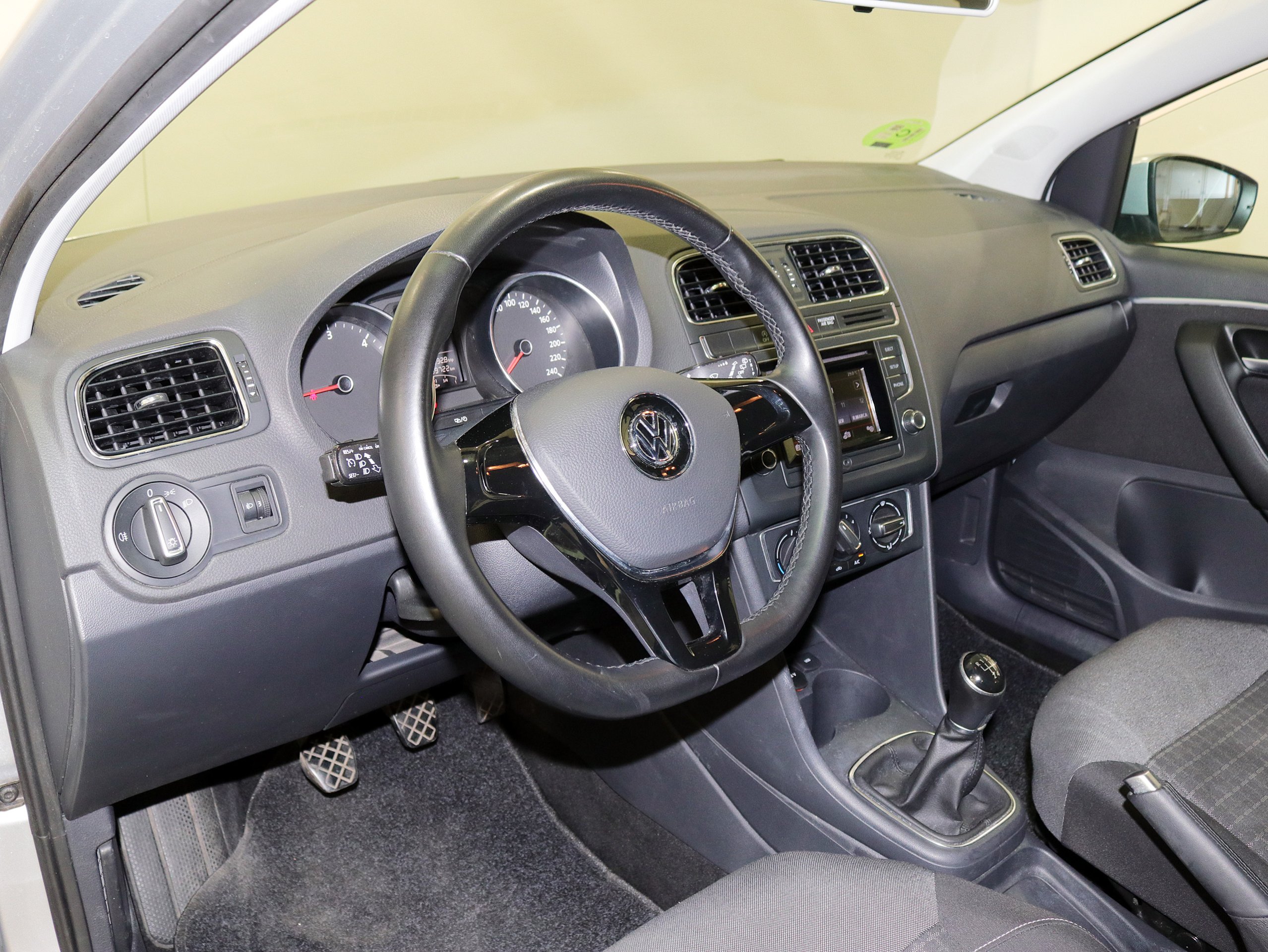 Foto Volkswagen Polo 21