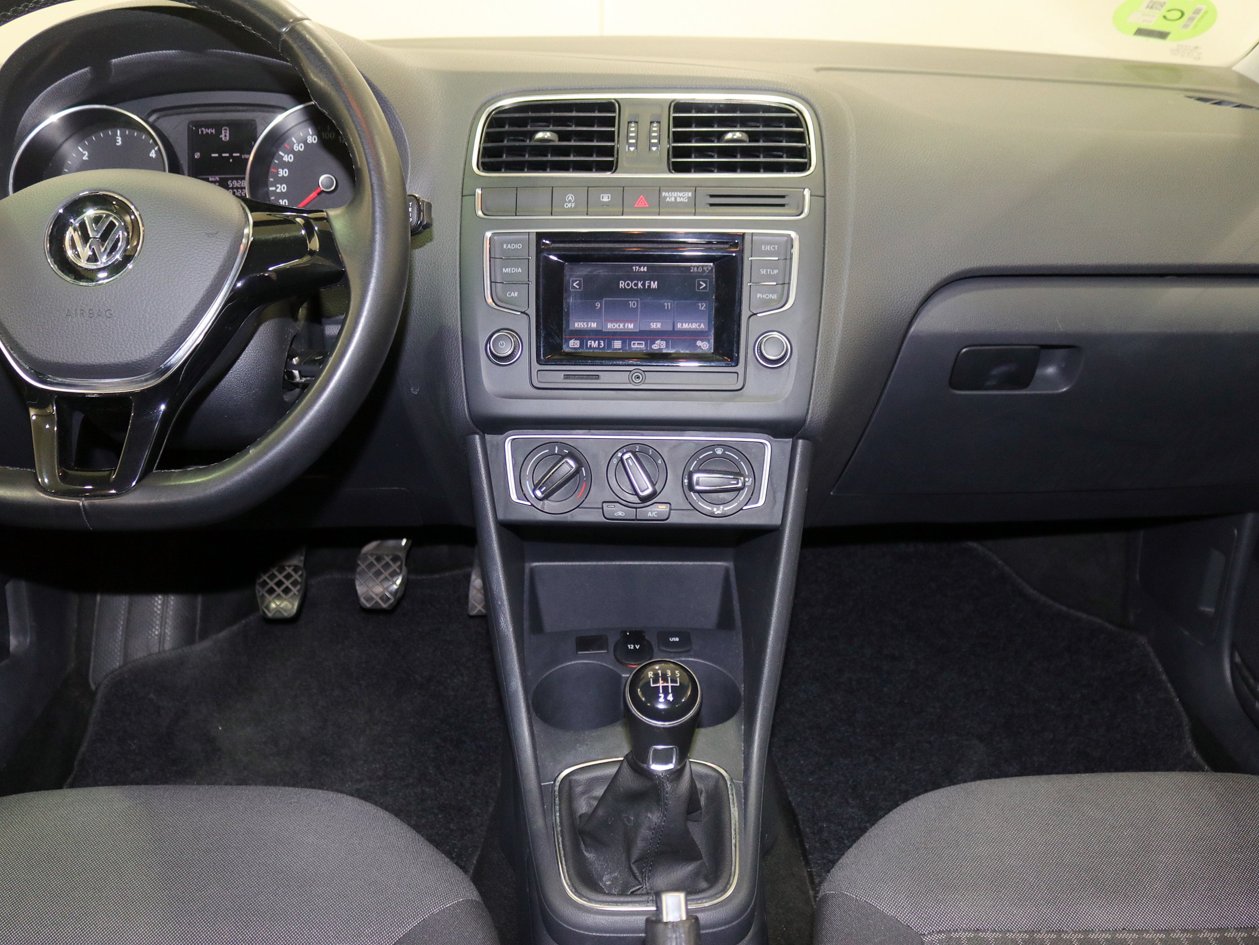 Foto Volkswagen Polo 24