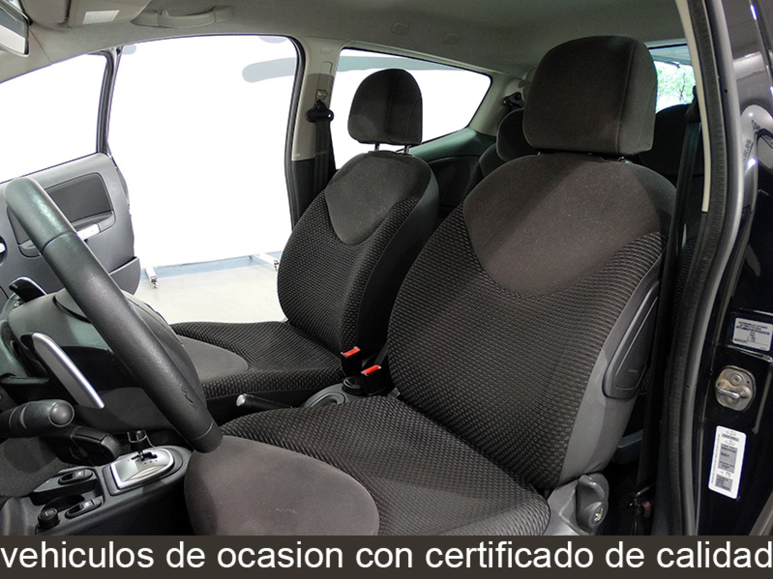 Foto Citroen C2 26