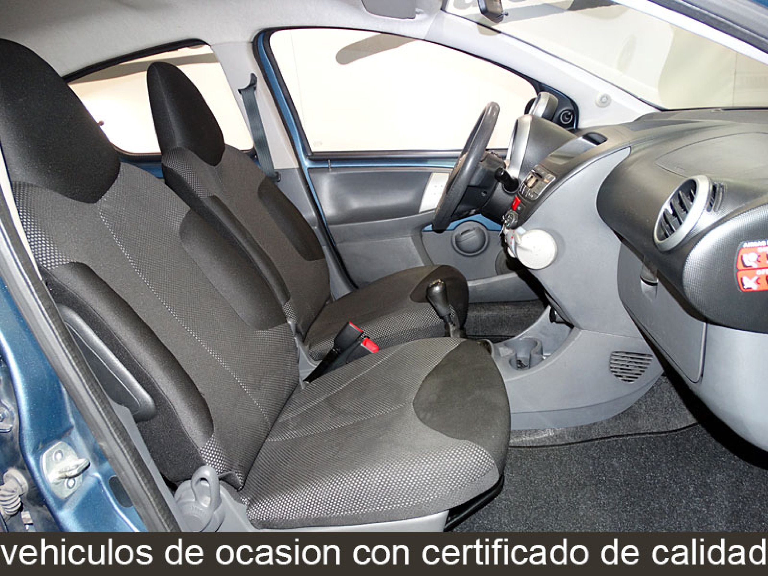 Foto Toyota Aygo 11