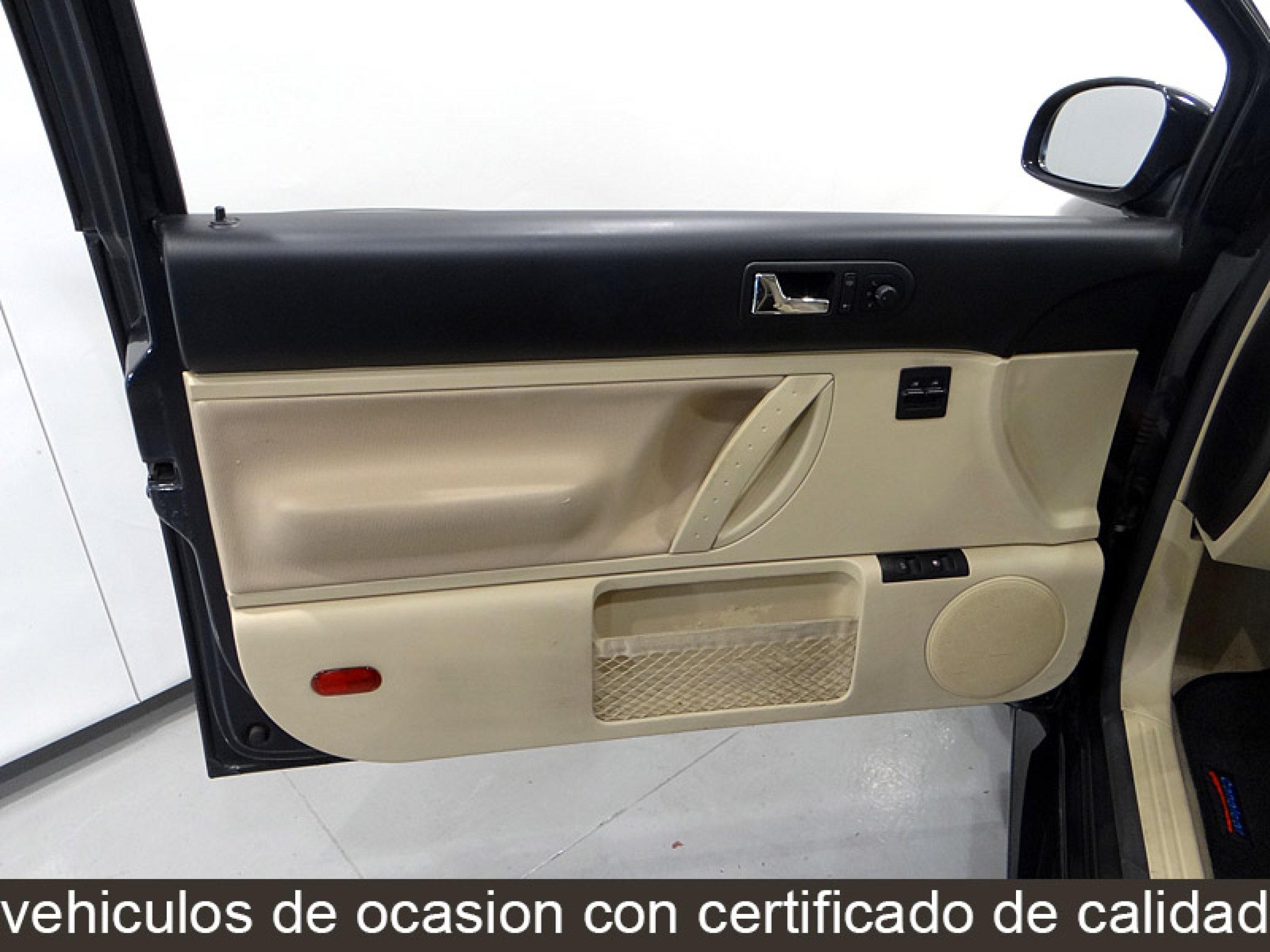 Foto Volkswagen New Beetle 23