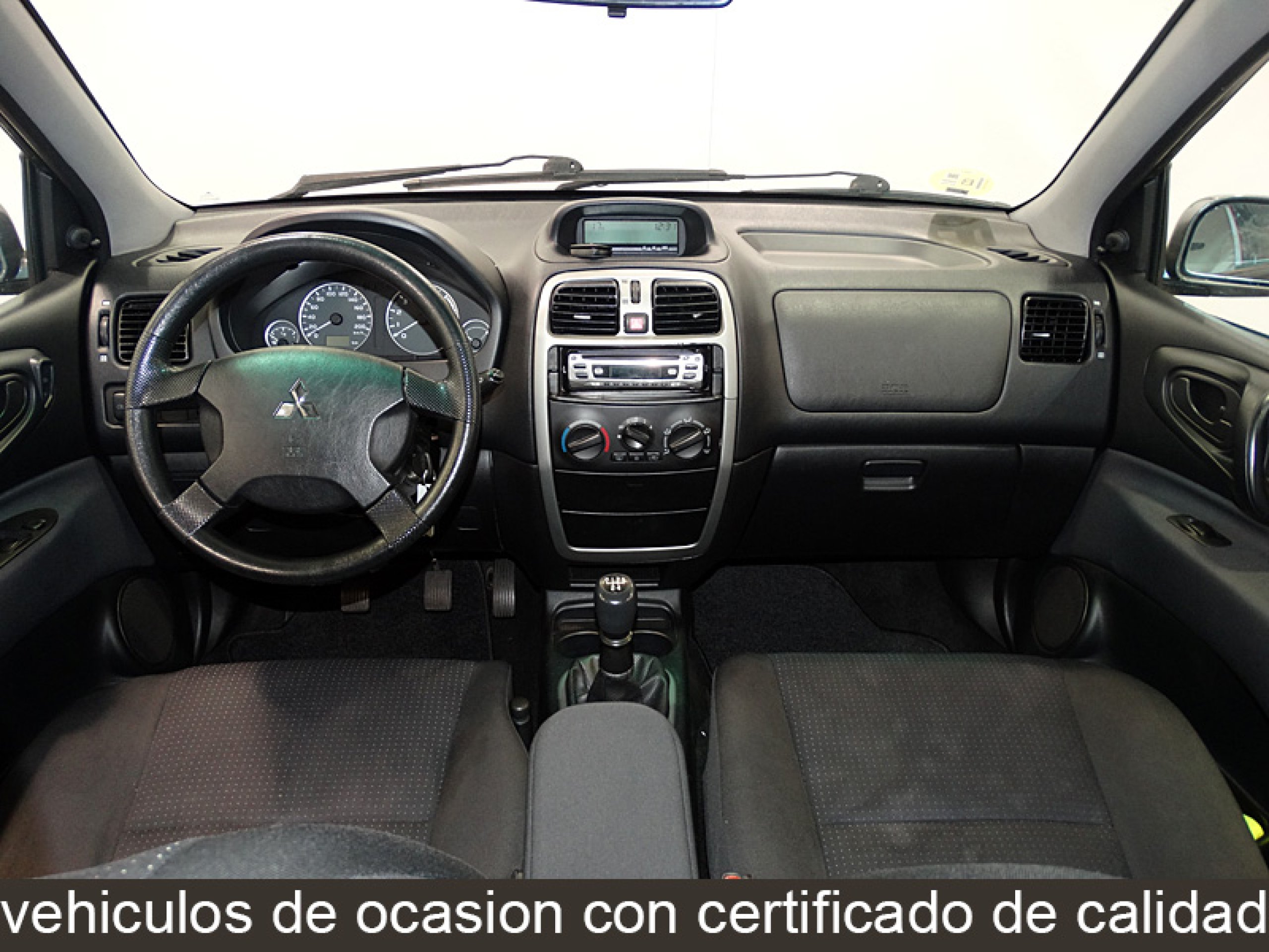 Foto Mitsubishi Space Star 15