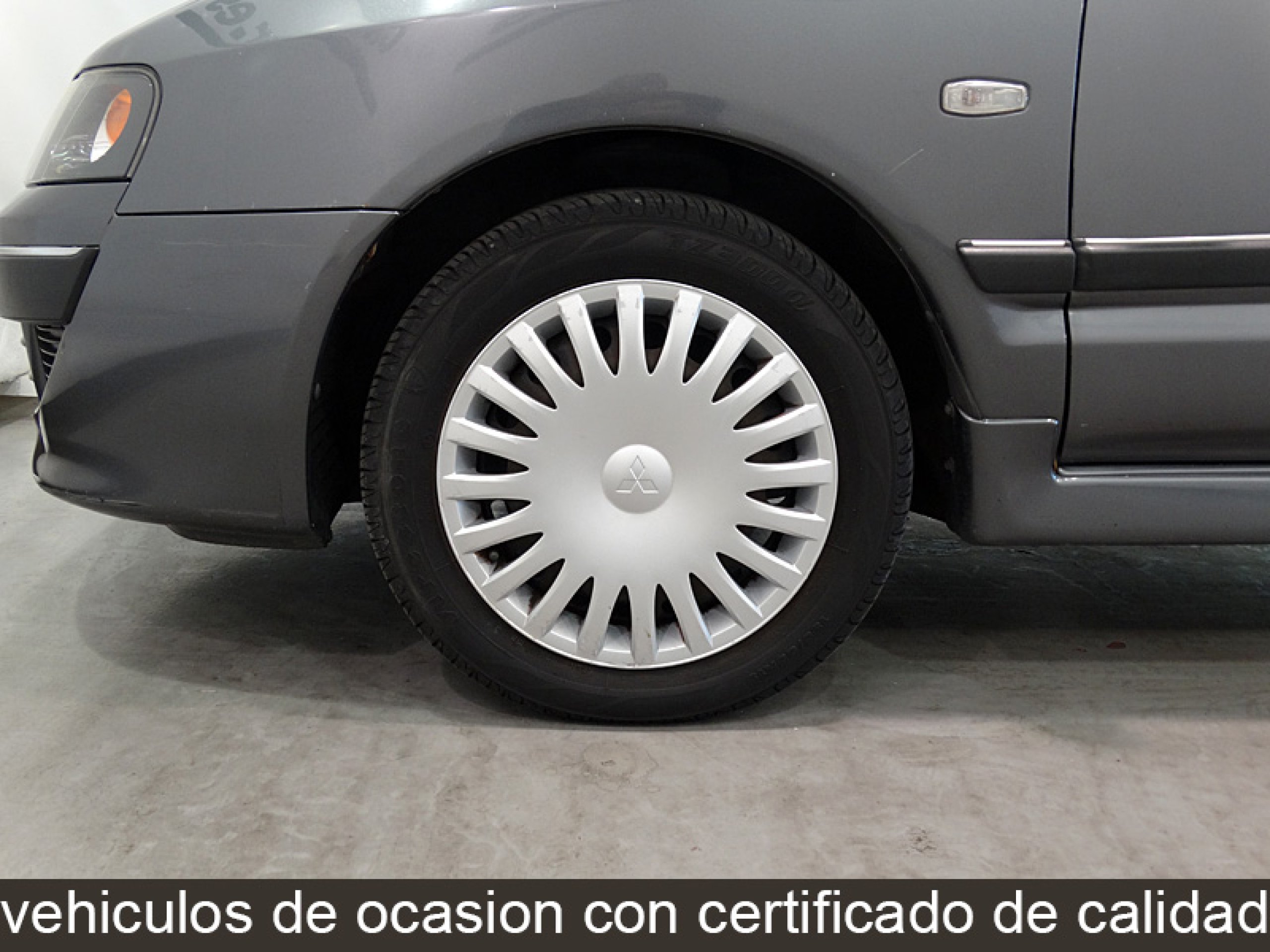 Foto Mitsubishi Space Star 25