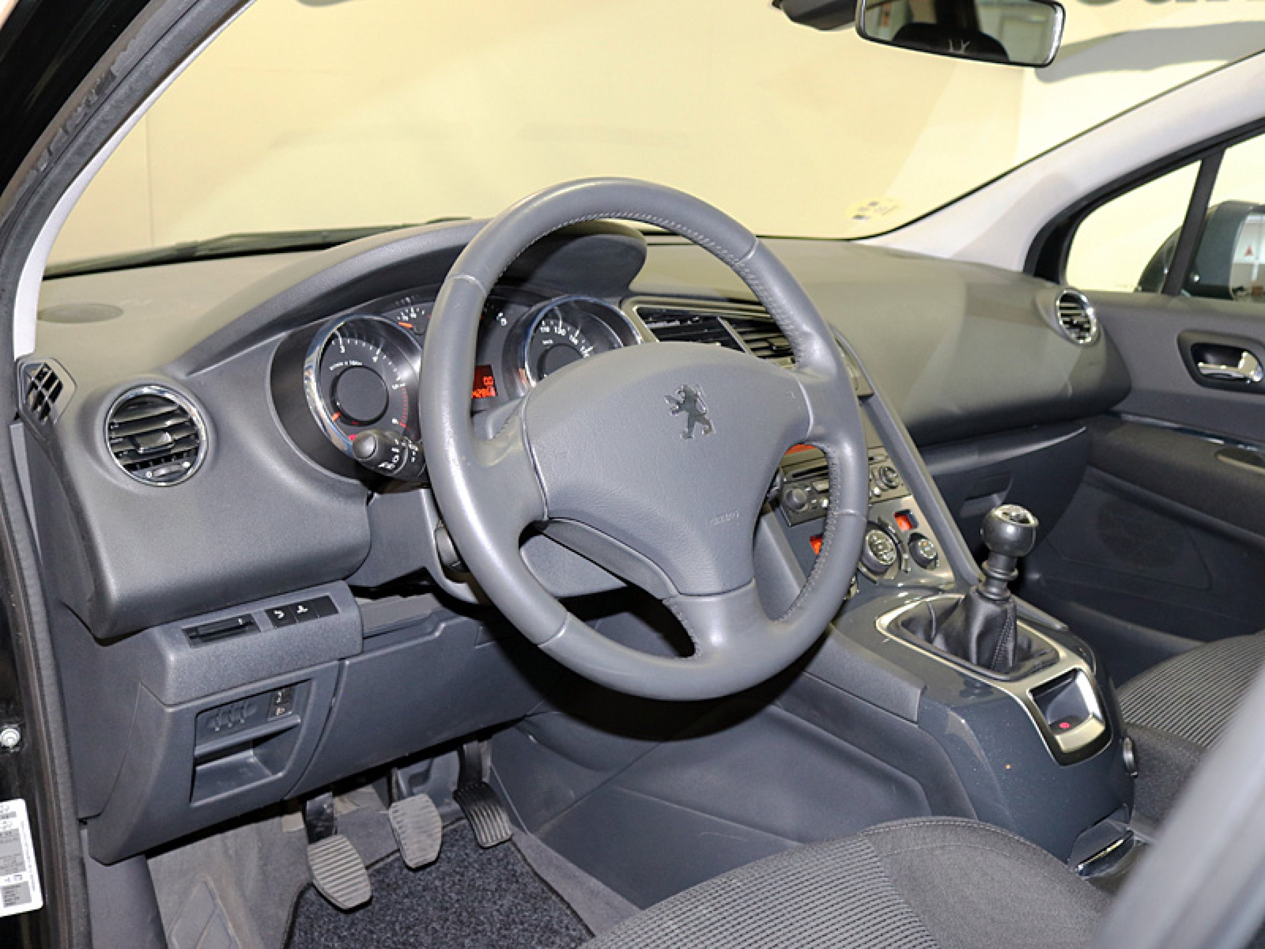 Foto Peugeot 5008 20