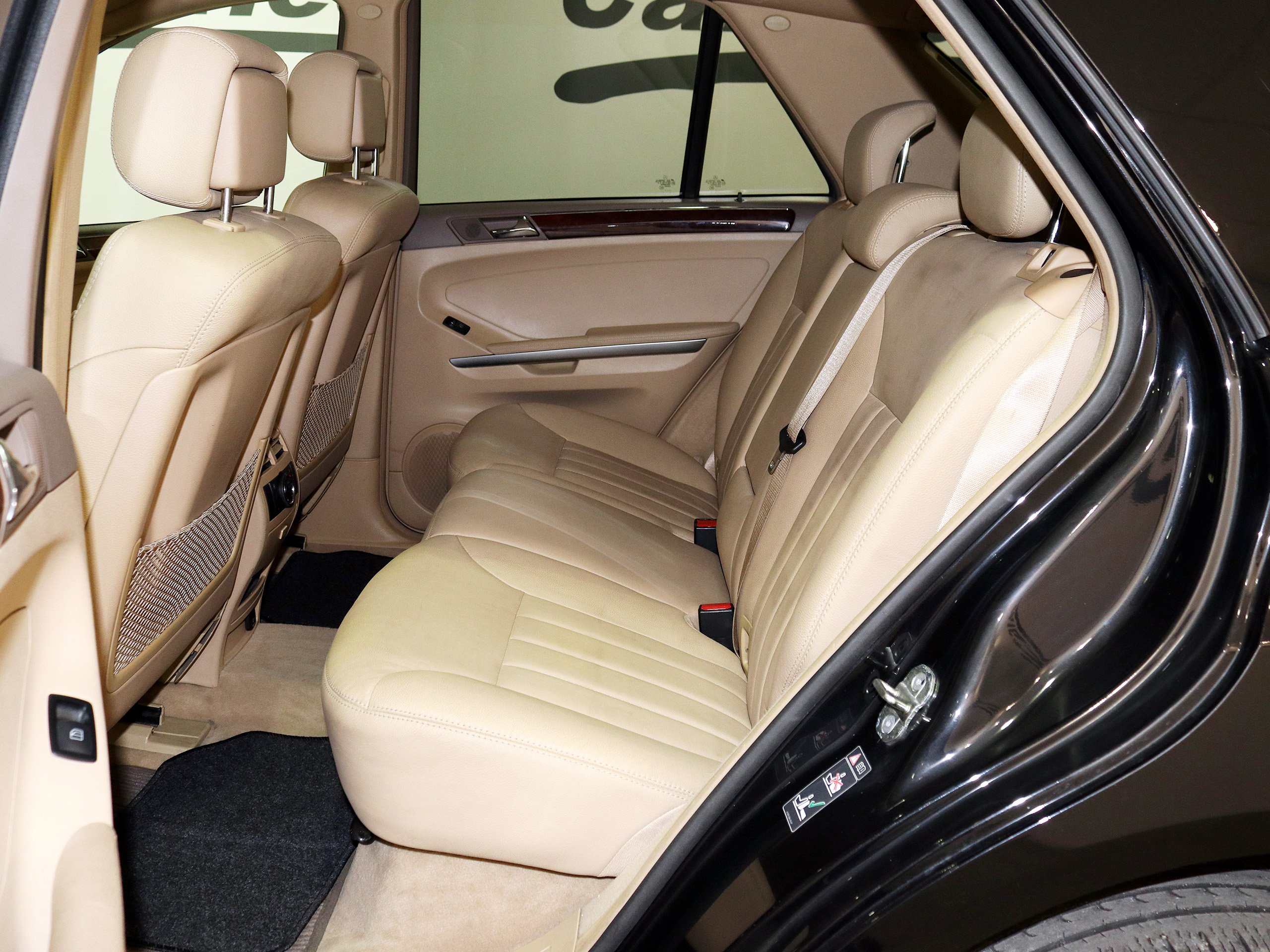 Foto Mercedes-Benz ML 500 16