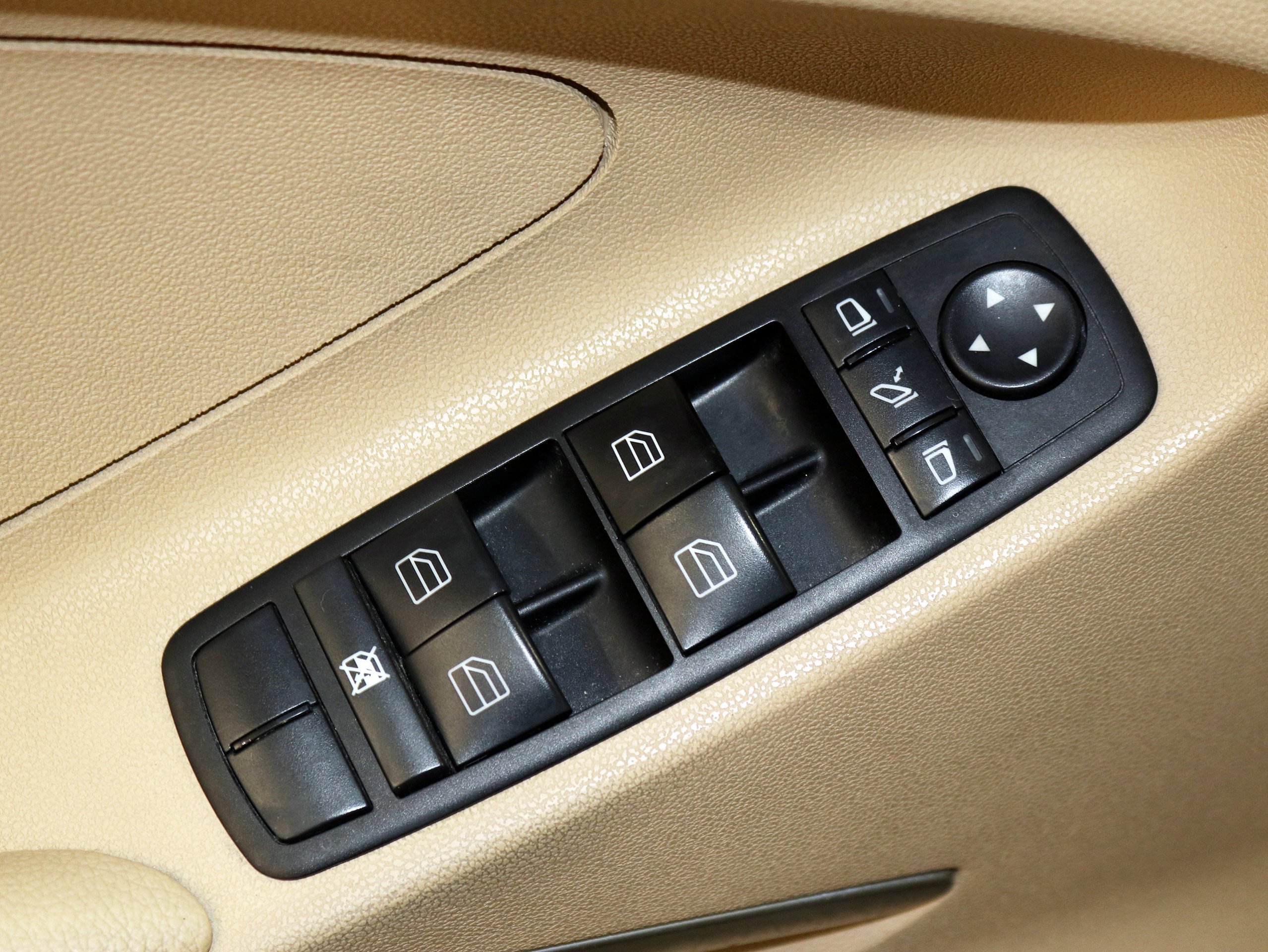 Foto Mercedes-Benz ML 500 25