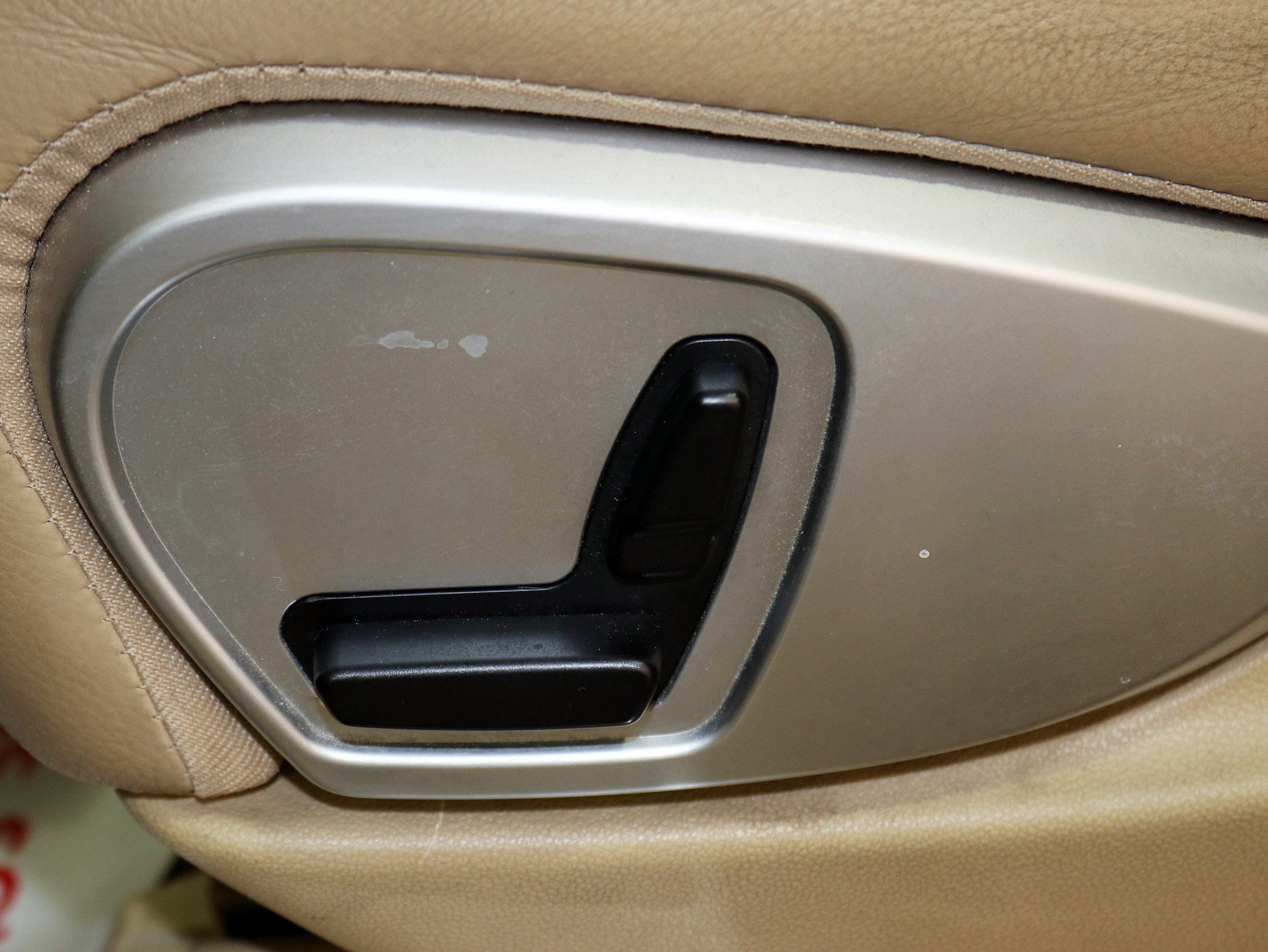 Foto Mercedes-Benz ML 500 26