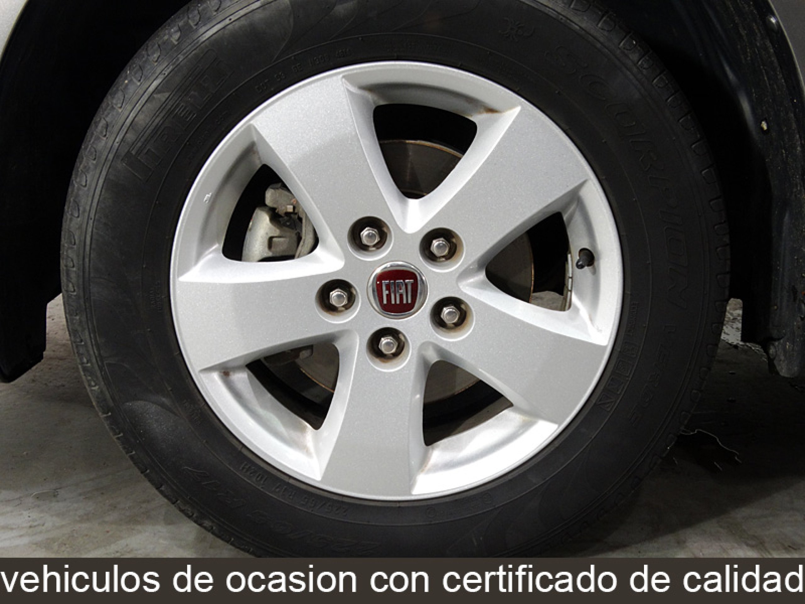 Foto Fiat Freemont 12