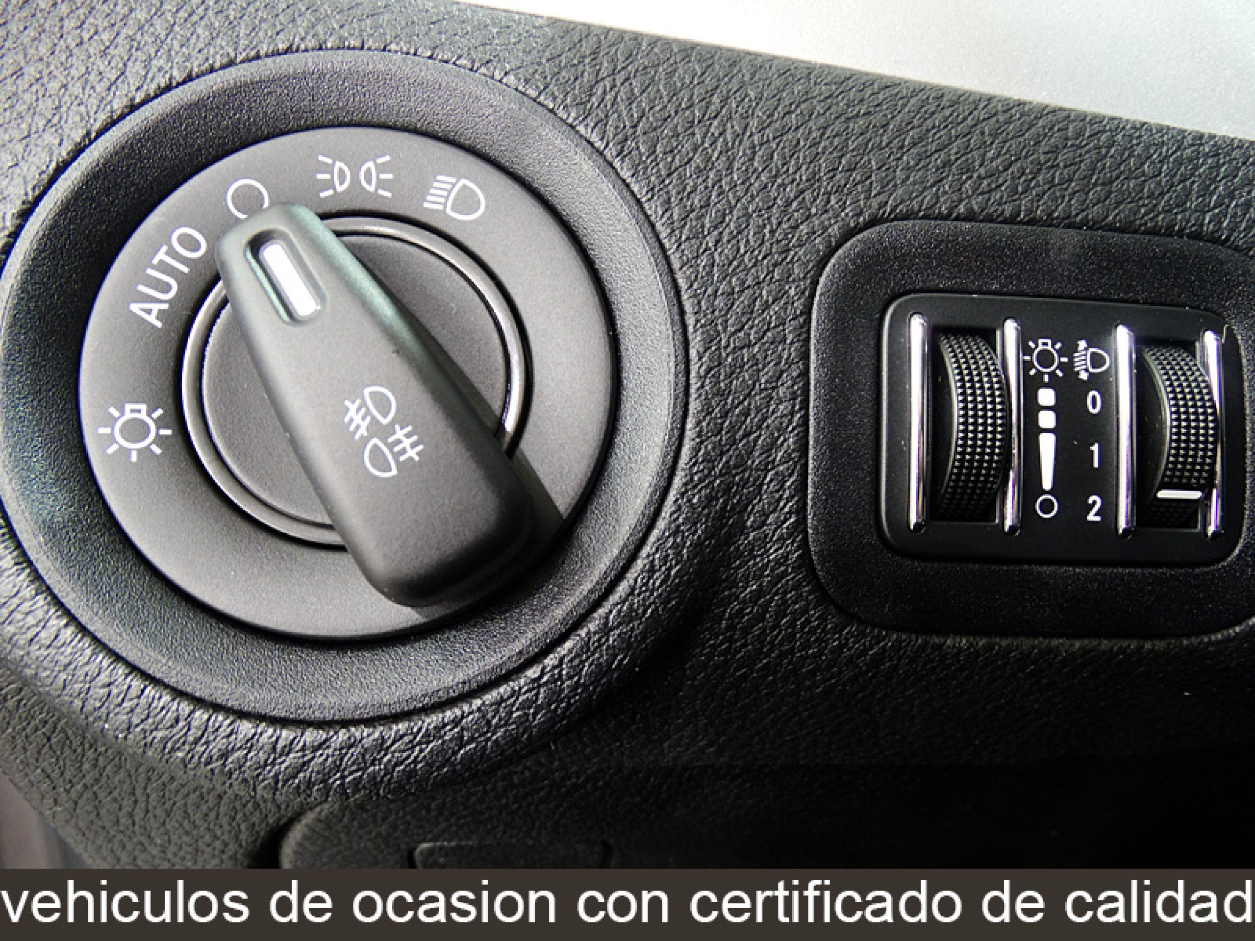 Foto Fiat Freemont 24