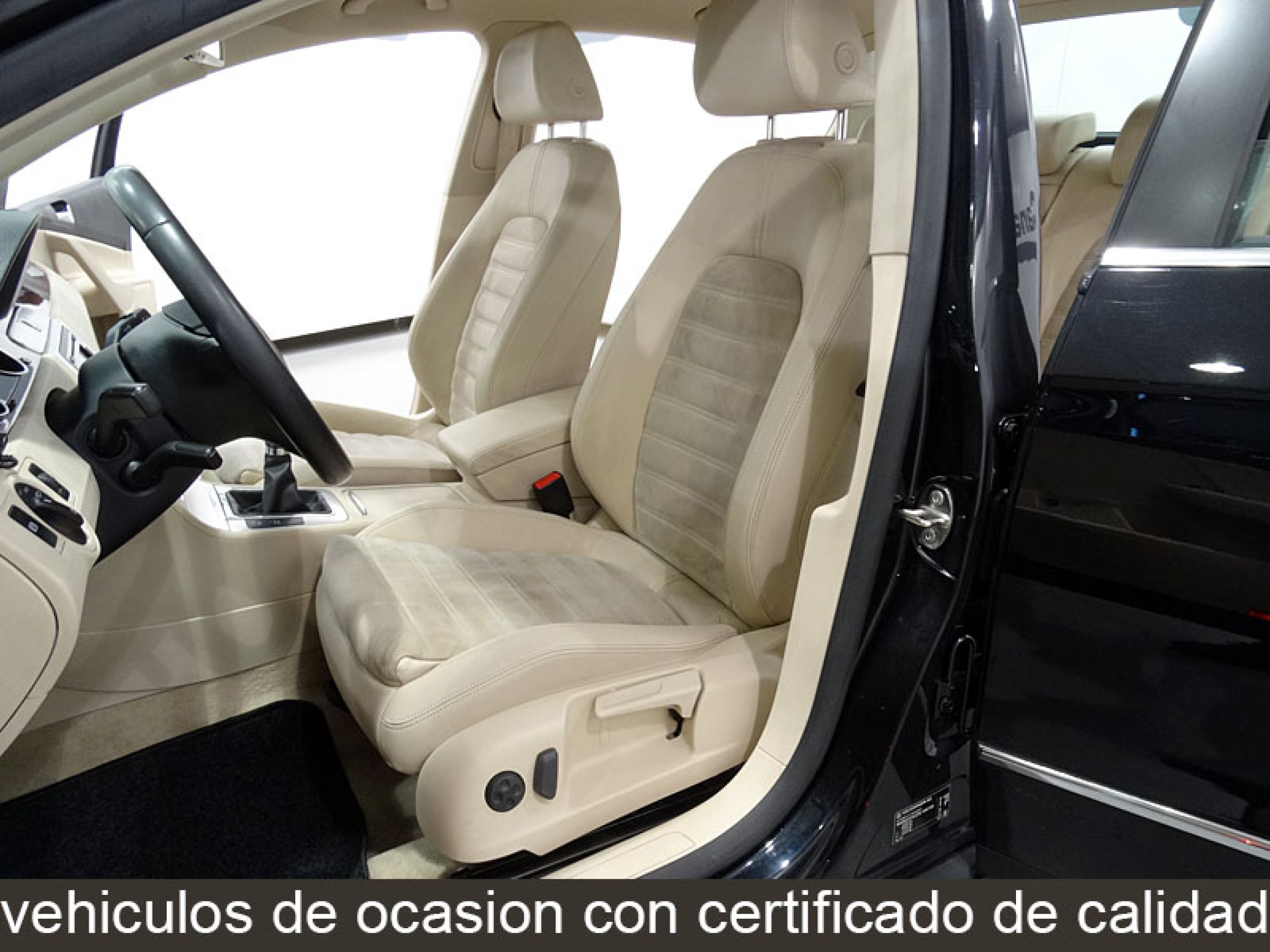 Foto Volkswagen Passat 21