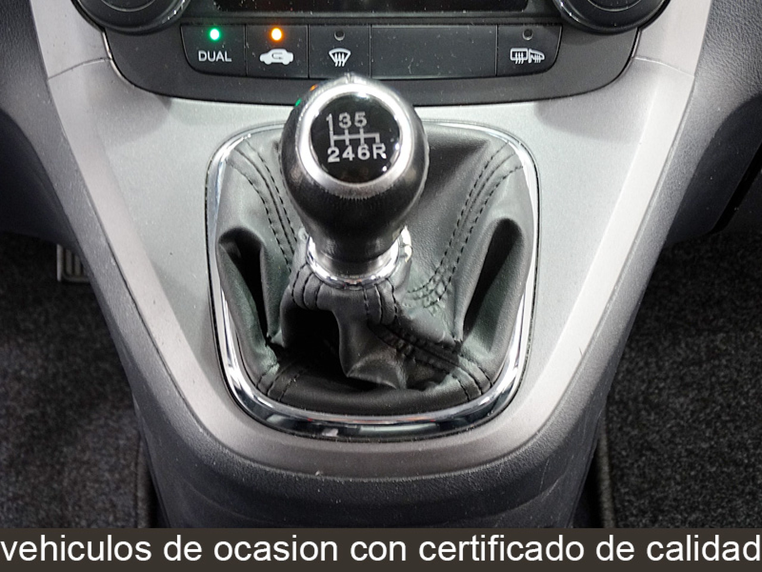 Foto Honda CR-V 26