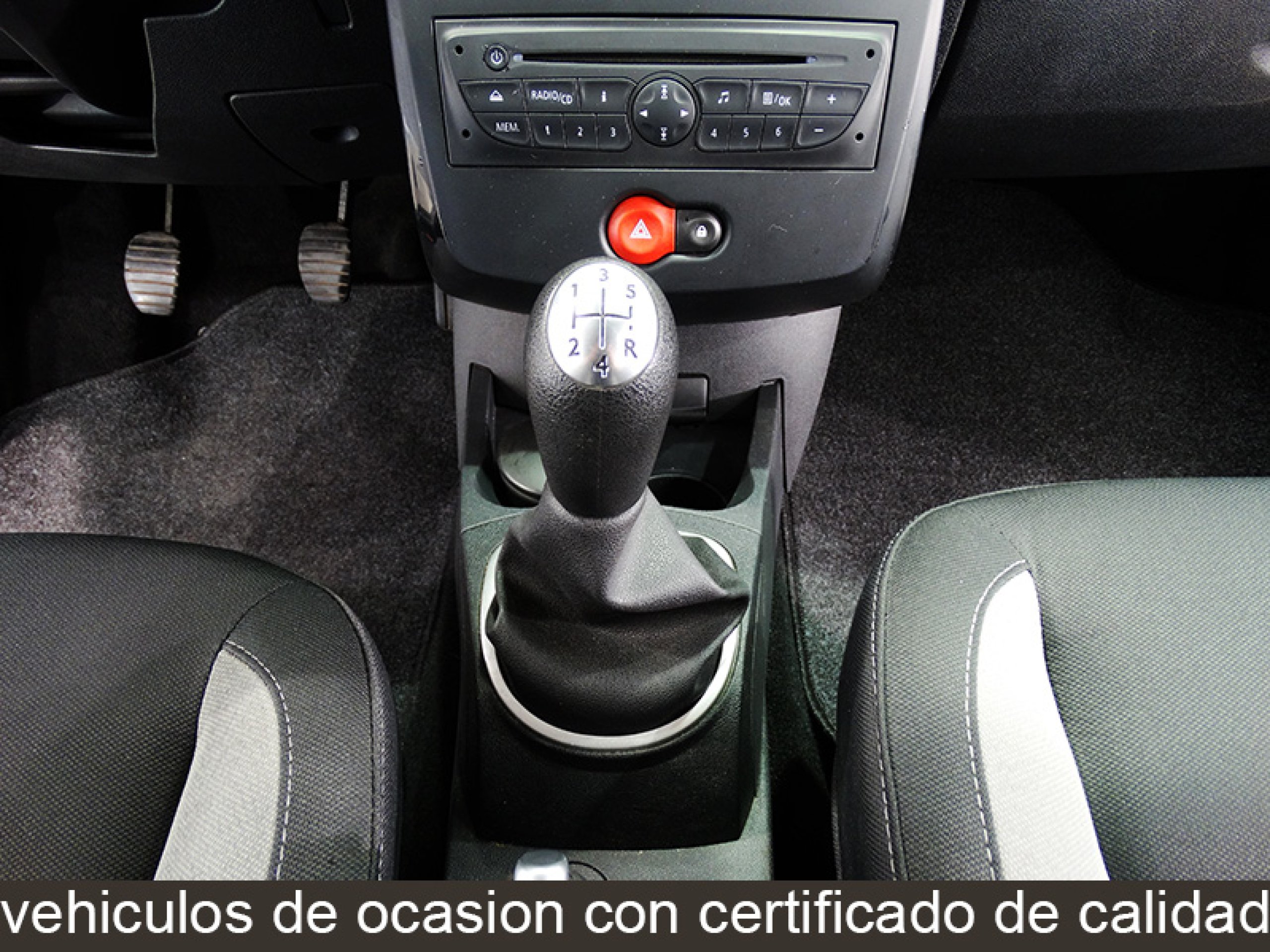 Foto Renault Clio 26