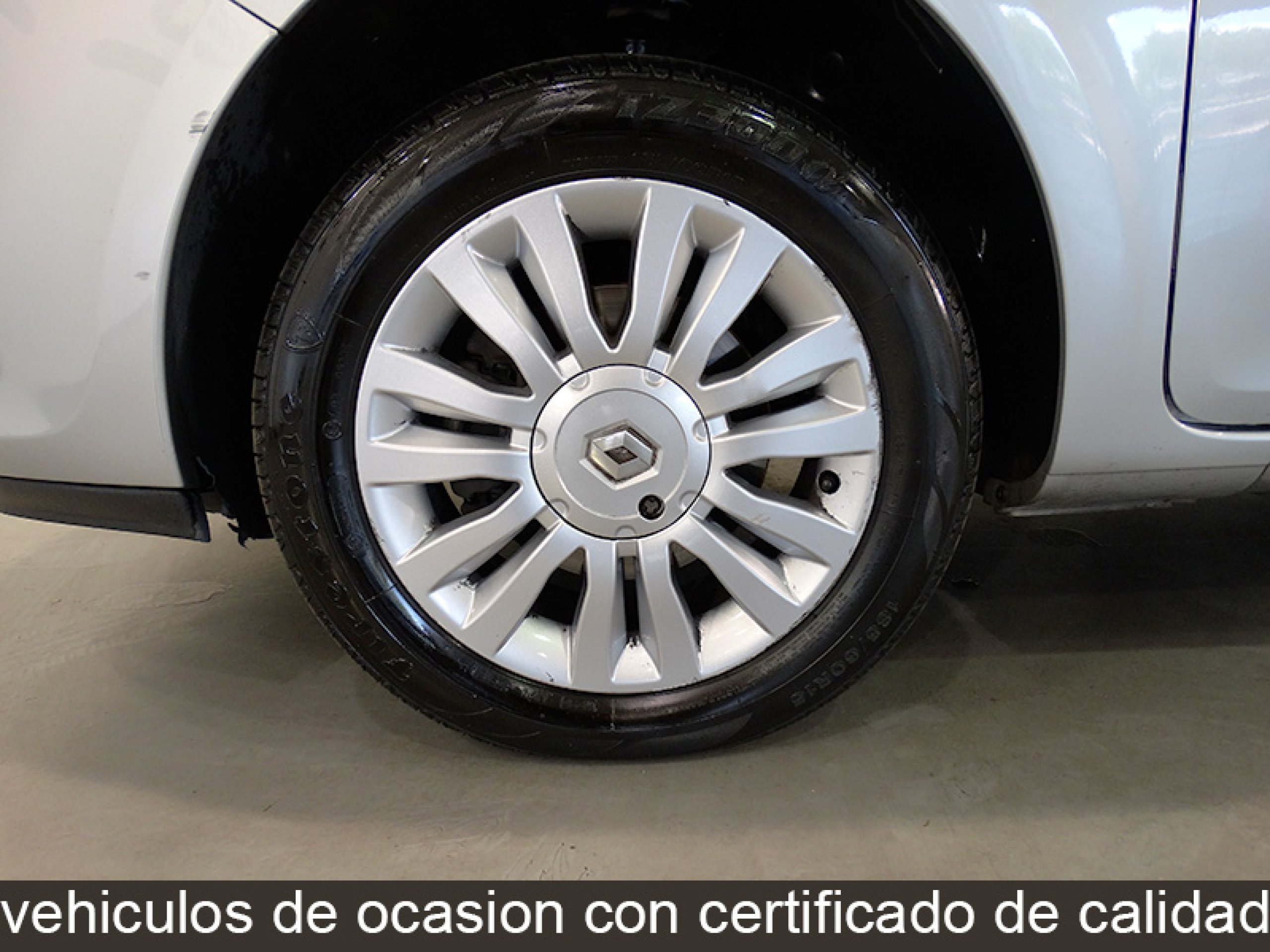Foto Renault Clio 33