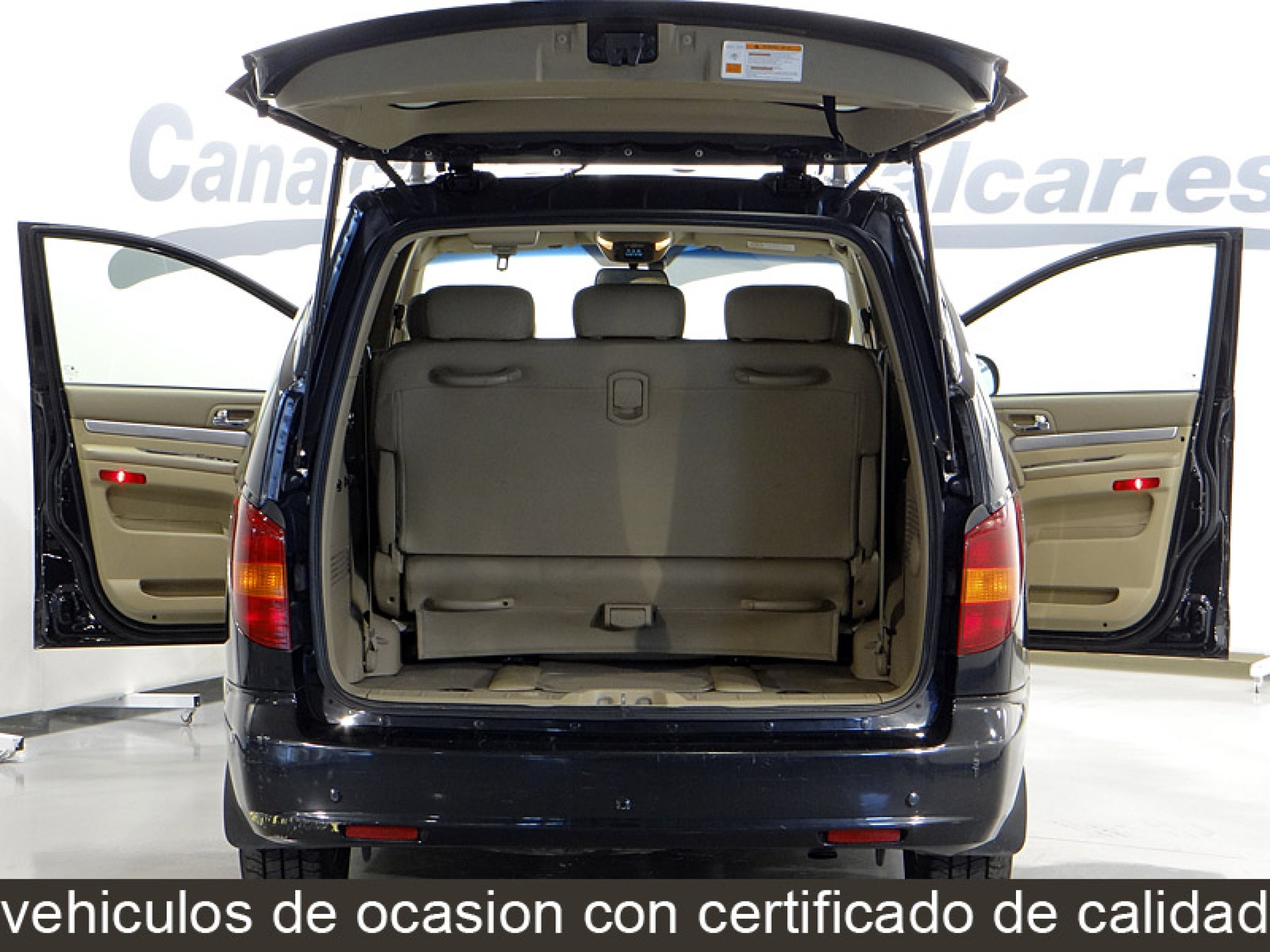 Foto Ssangyong Rodius 9