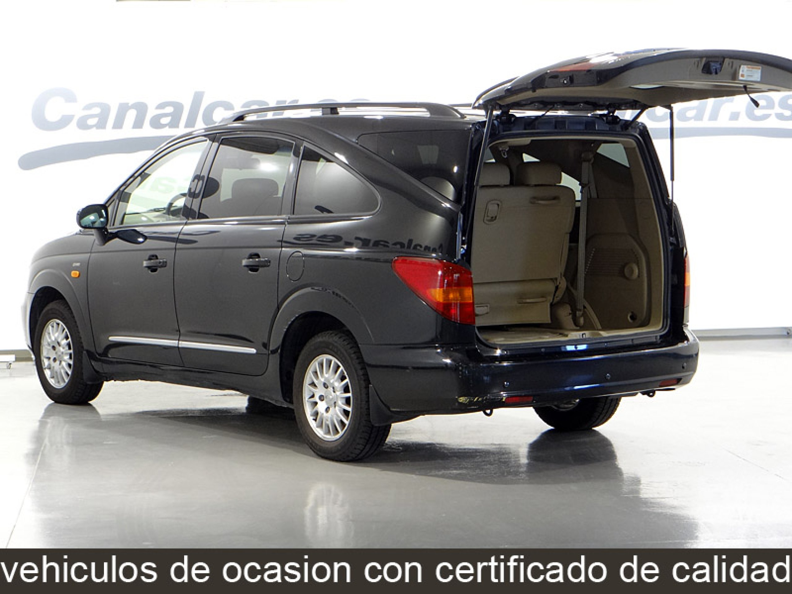 Foto Ssangyong Rodius 11