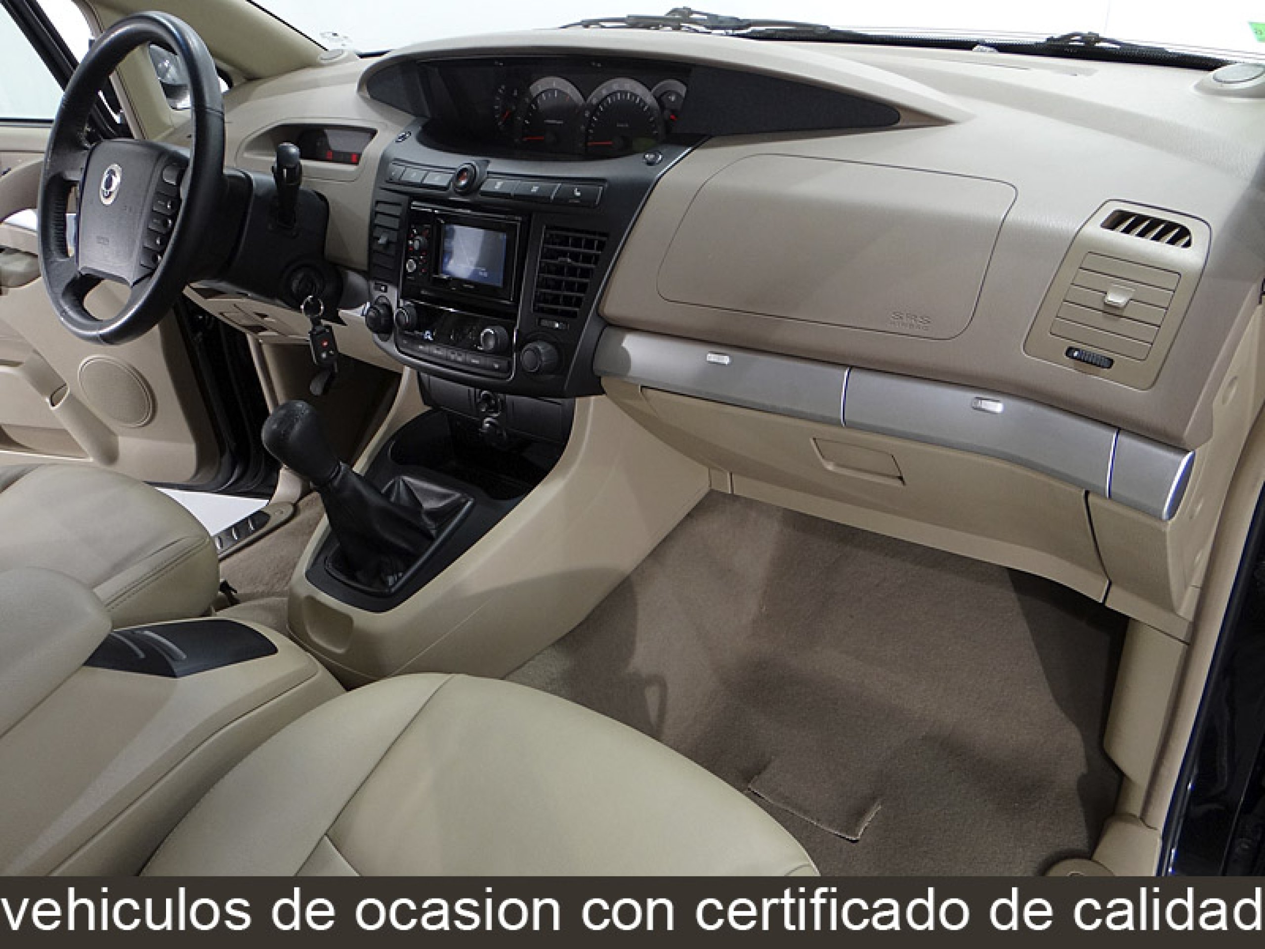 Foto Ssangyong Rodius 31