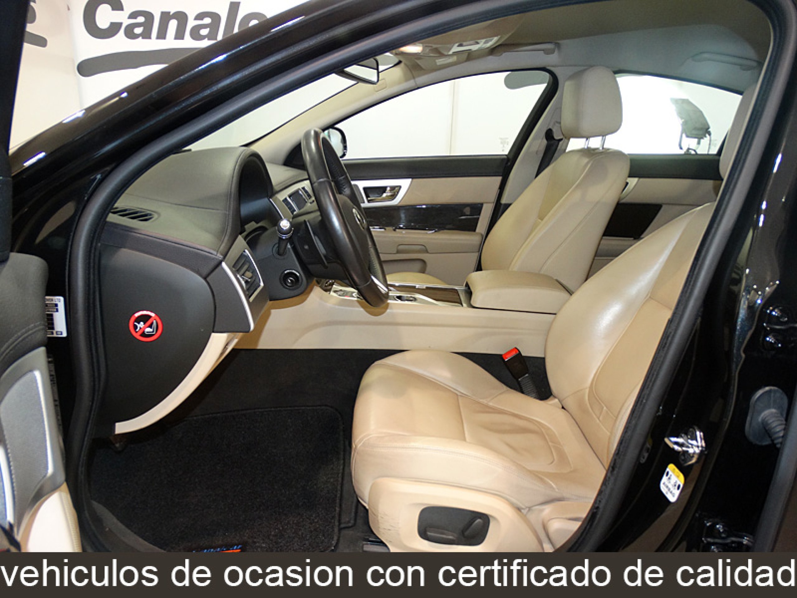 Foto Jaguar XF 16