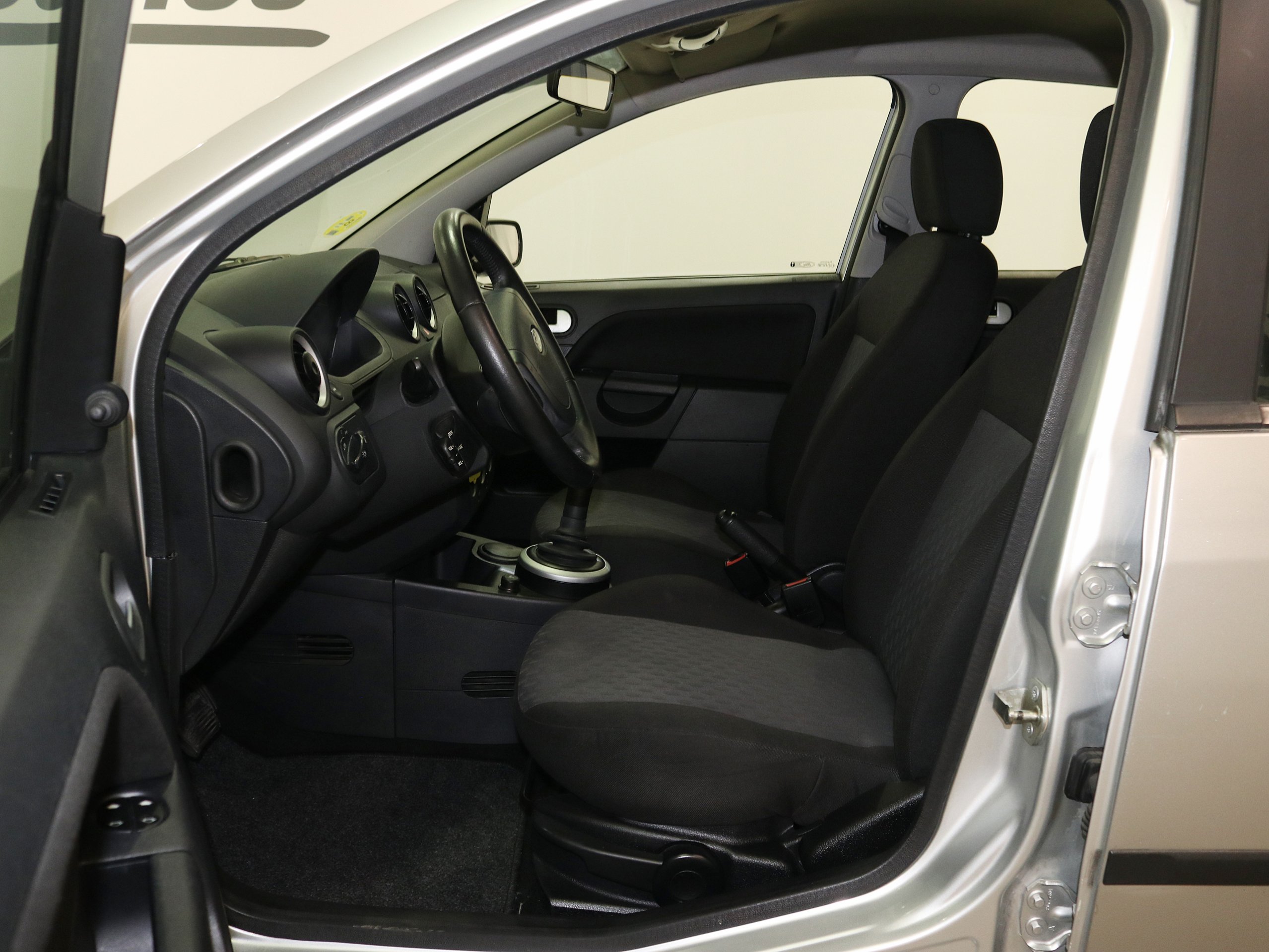 Foto Ford Fiesta 12