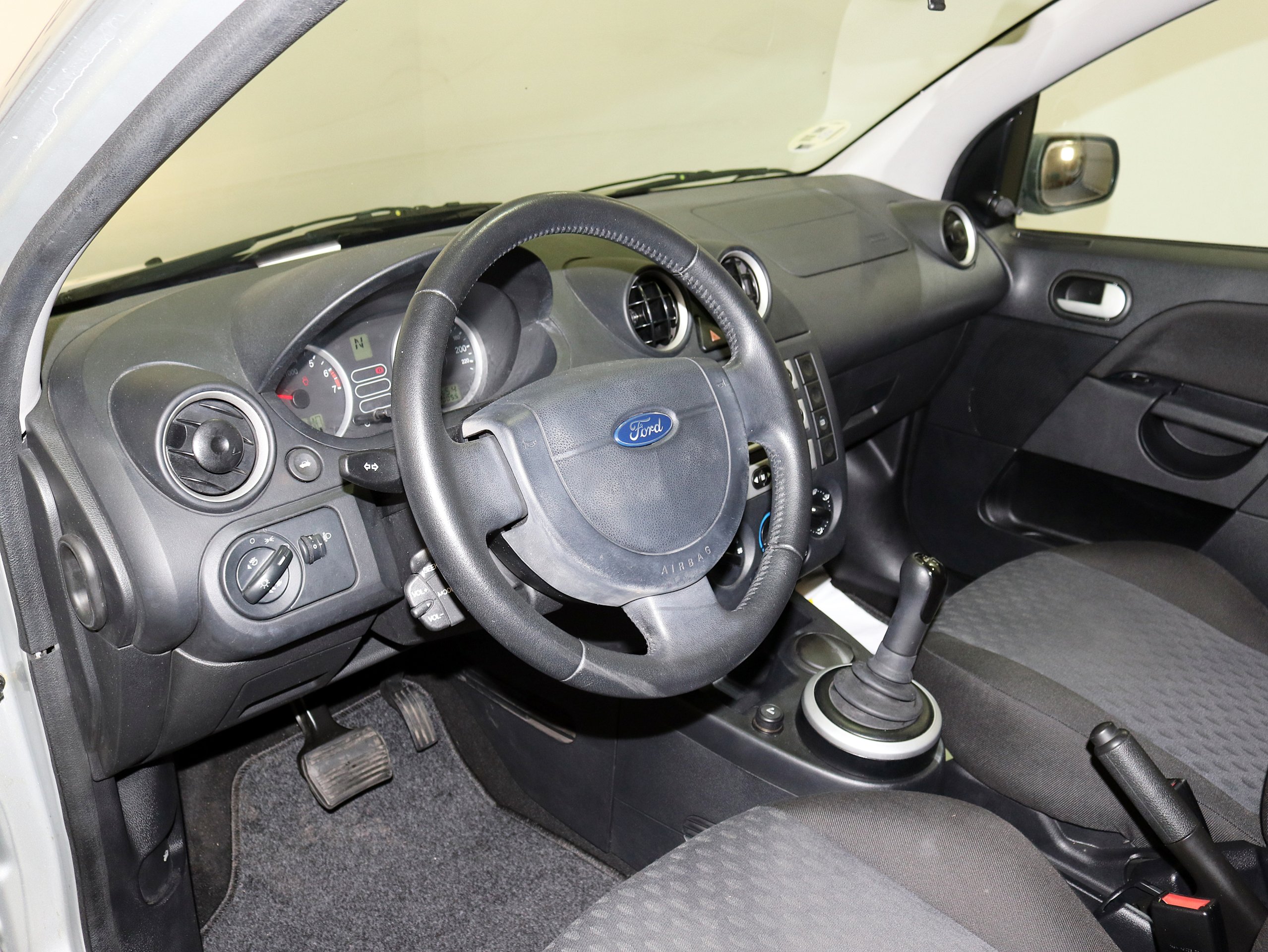 Foto Ford Fiesta 15