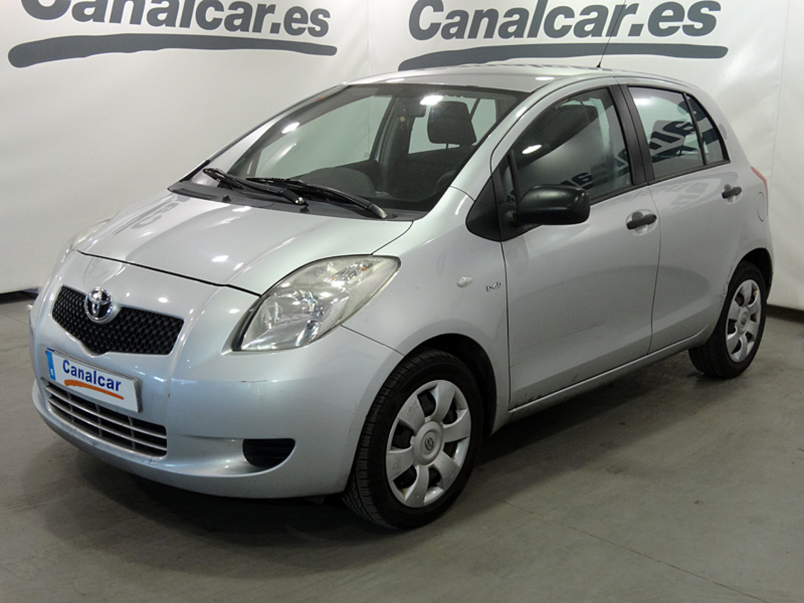 Foto Toyota Yaris 1