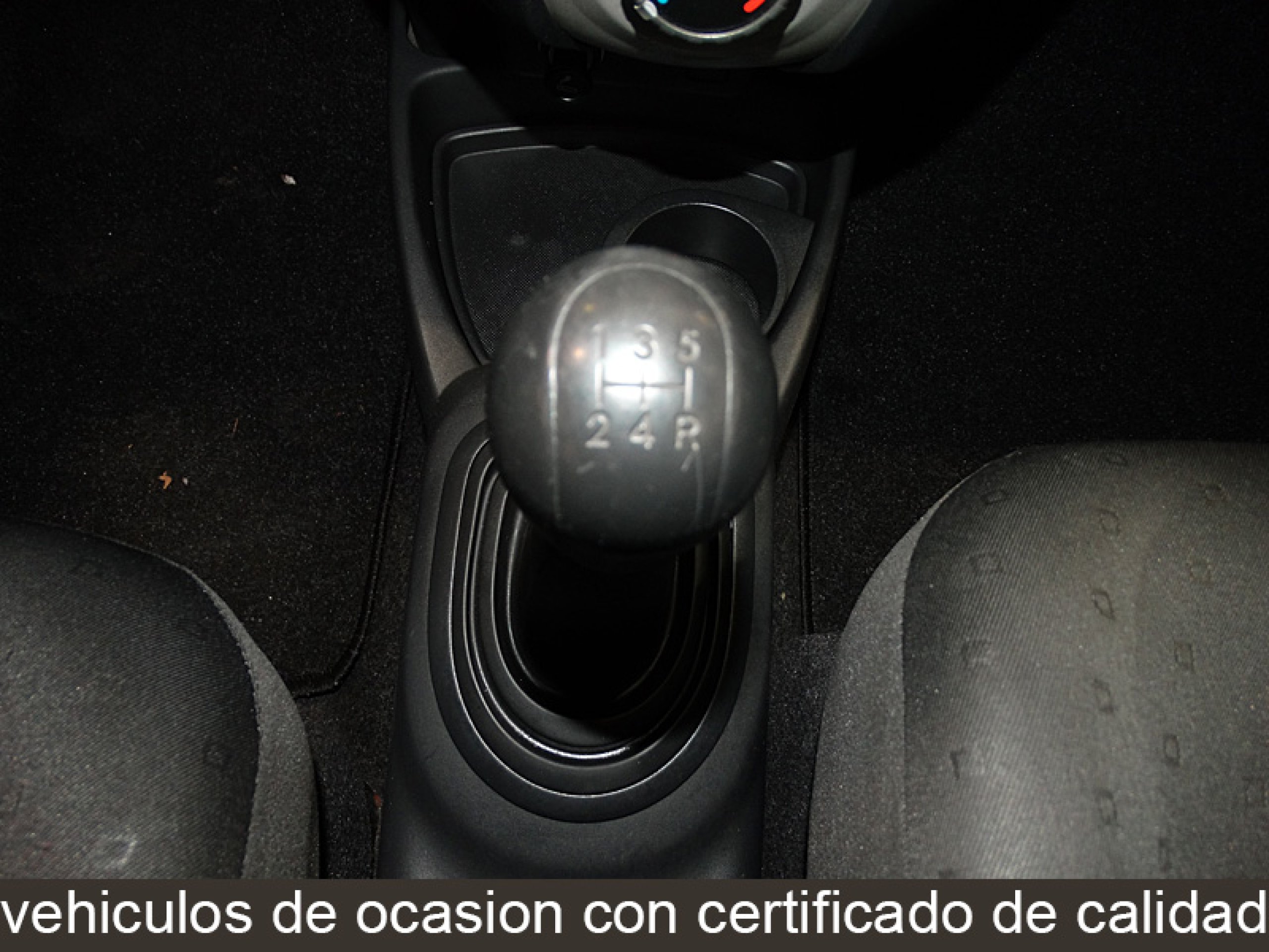 Foto Toyota Yaris 16