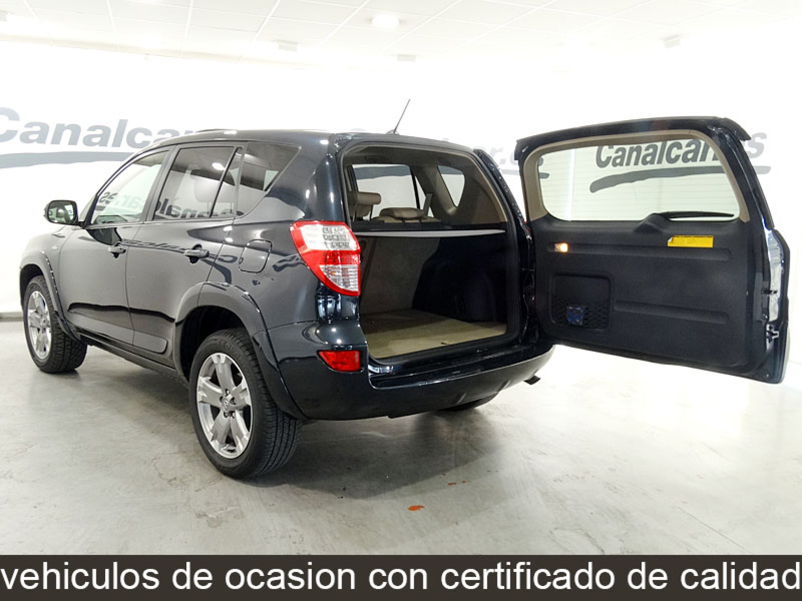 Foto Toyota RAV-4 9