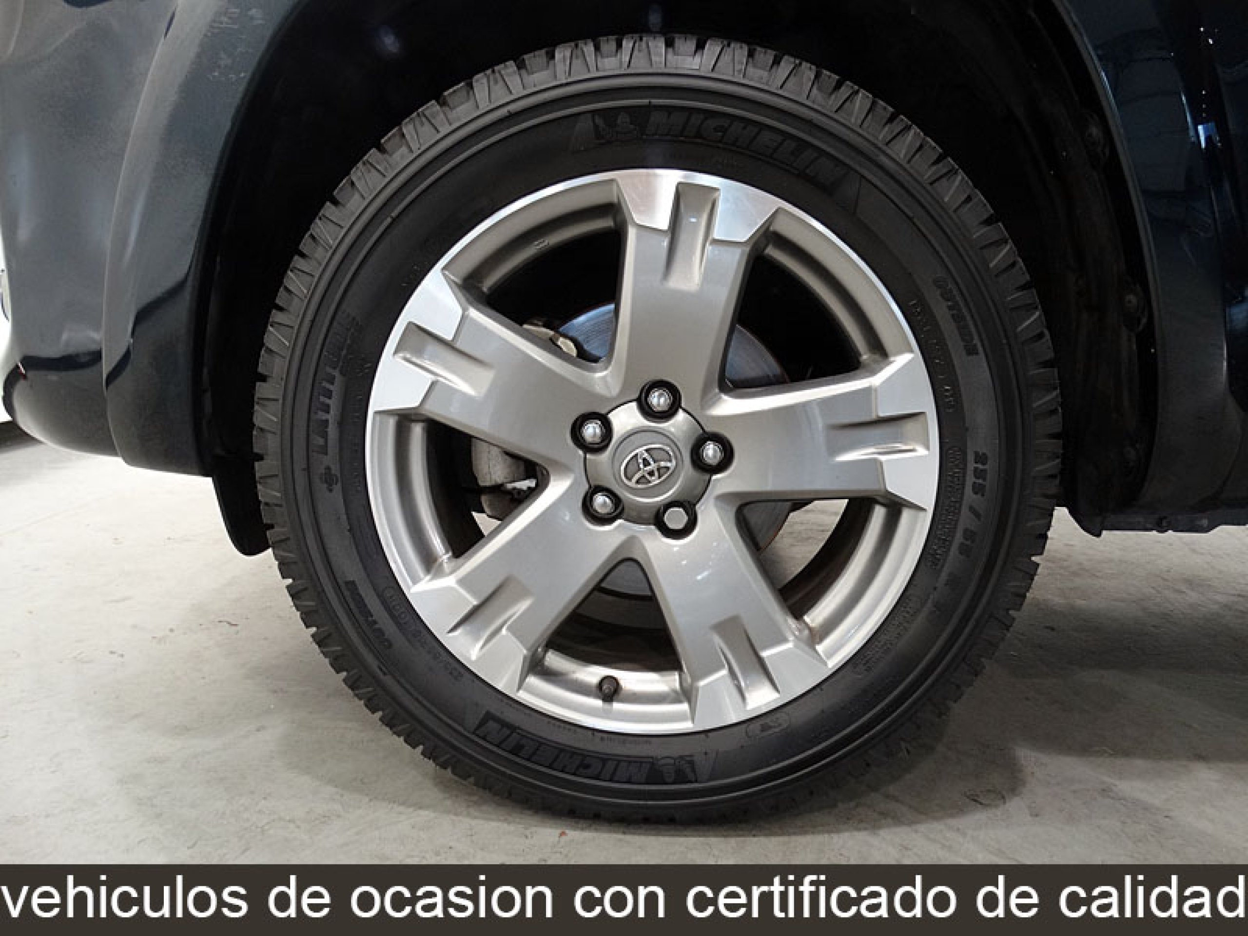 Foto Toyota RAV-4 13