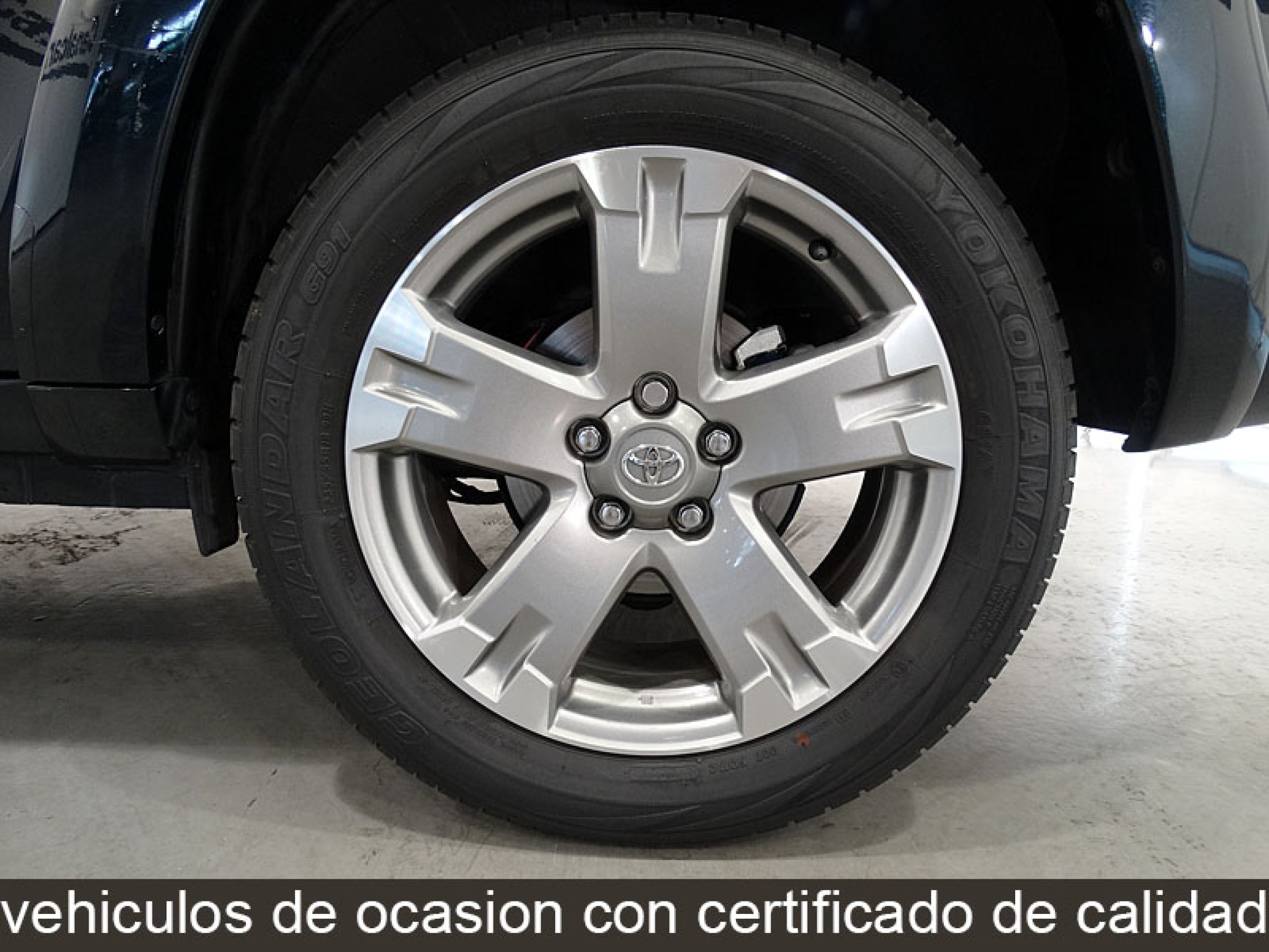 Foto Toyota RAV-4 15